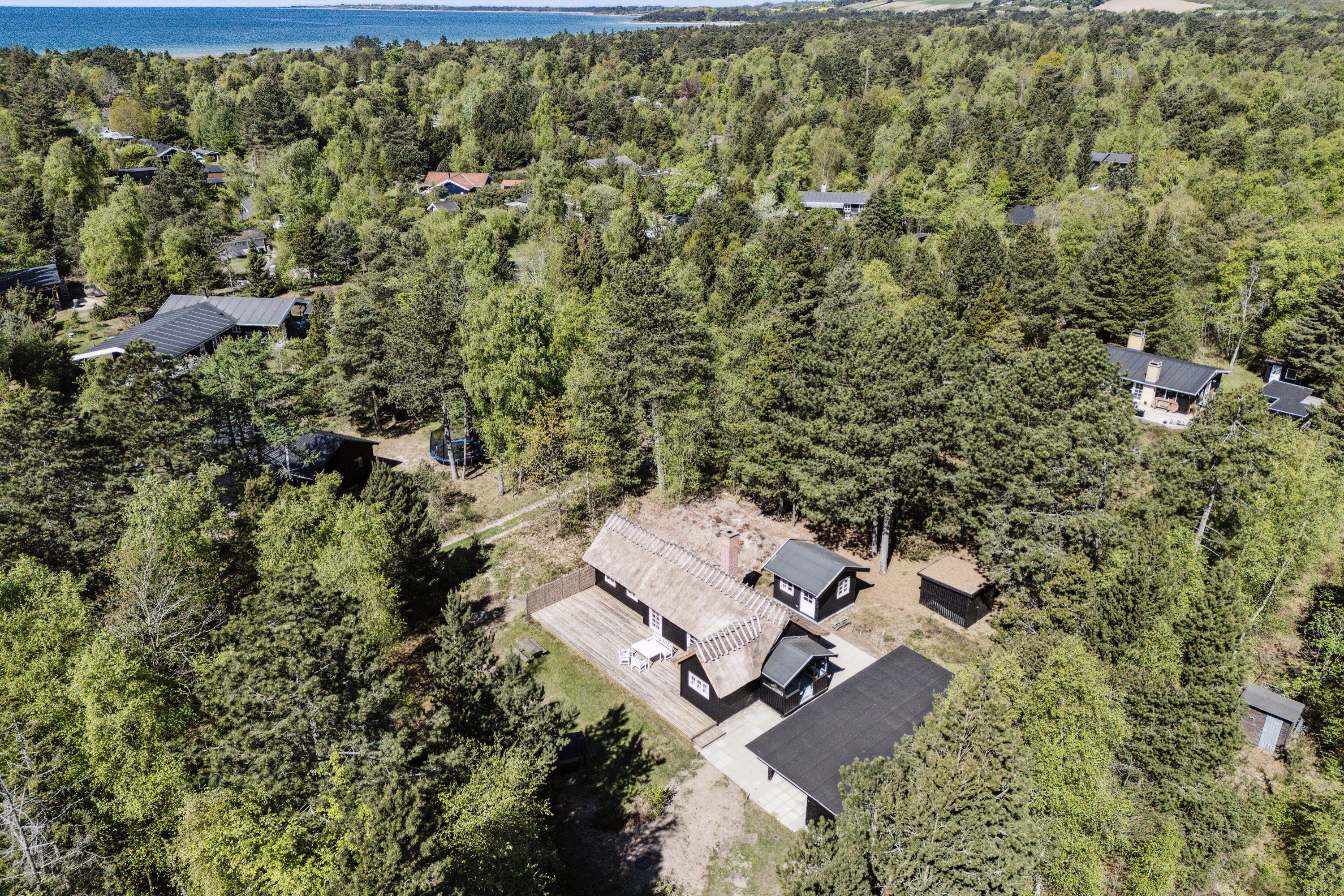 Fremhævet set fra haven billede i fuldskærmstilstand. Billede af Tengslemark Strandvej 18B, Tengslemark Lyng, 4573 Højby