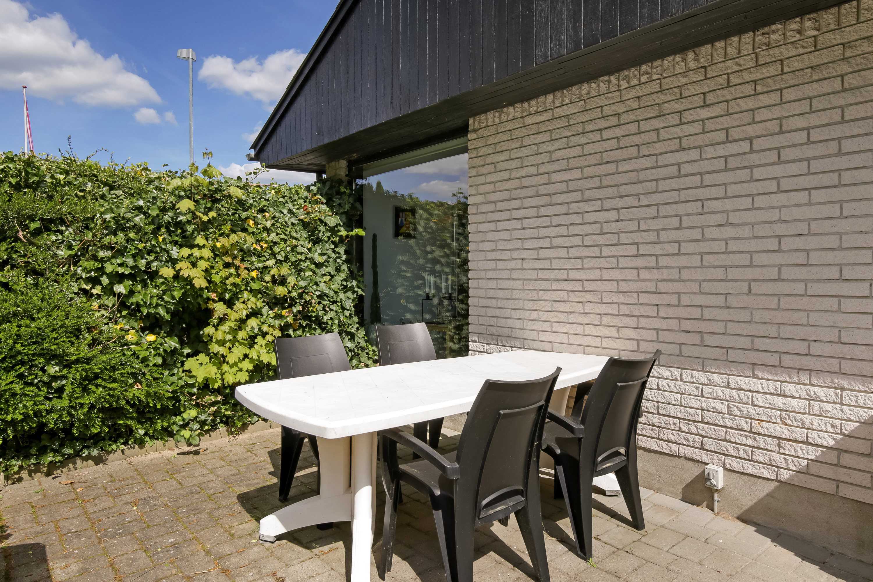 Fremhævet terrasse billede i fuldskærmstilstand. Billede af Ahornvej 7, 8550 Ryomgård