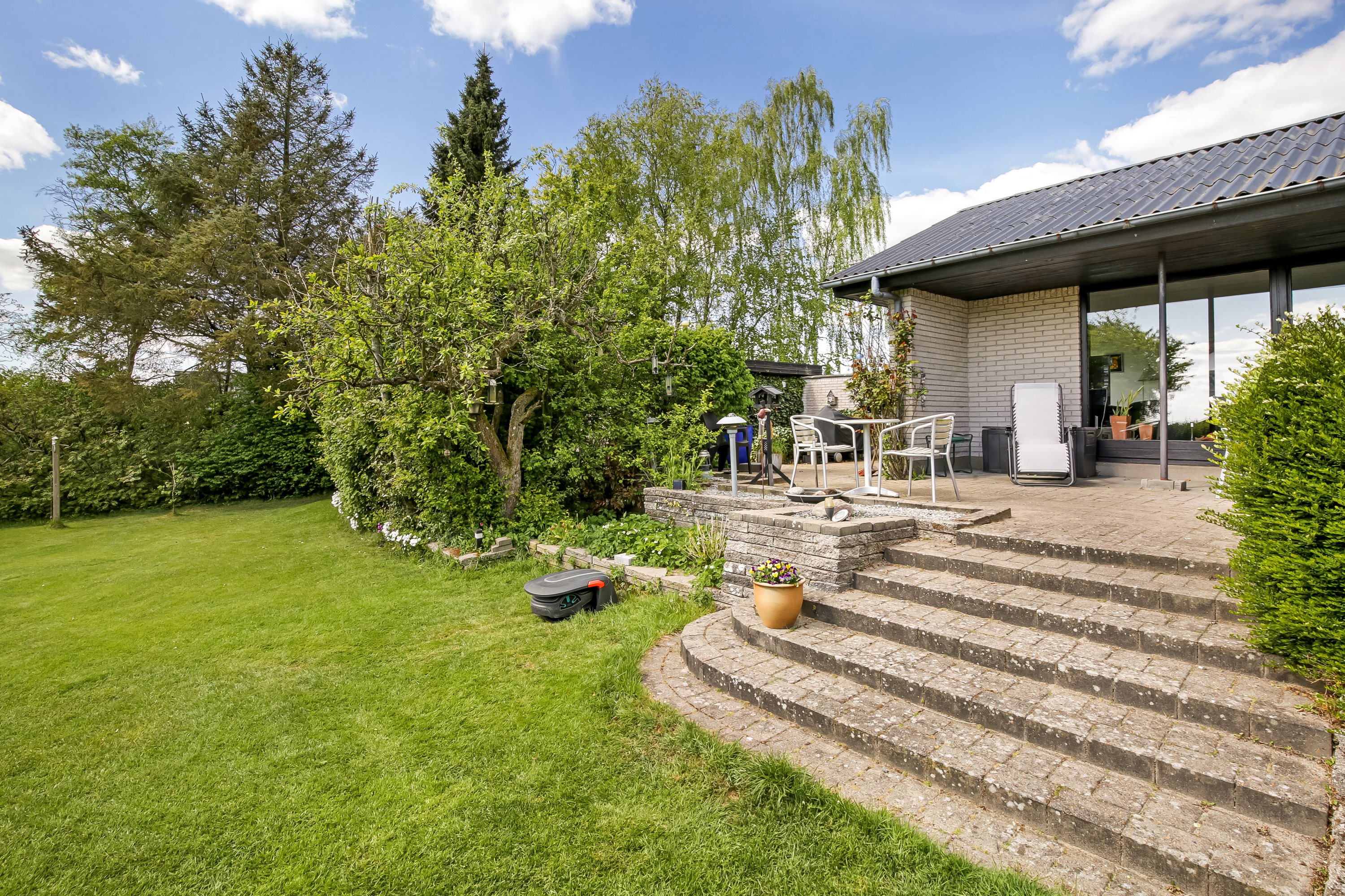 Fremhævet have billede i fuldskærmstilstand. Billede af Ahornvej 7, 8550 Ryomgård