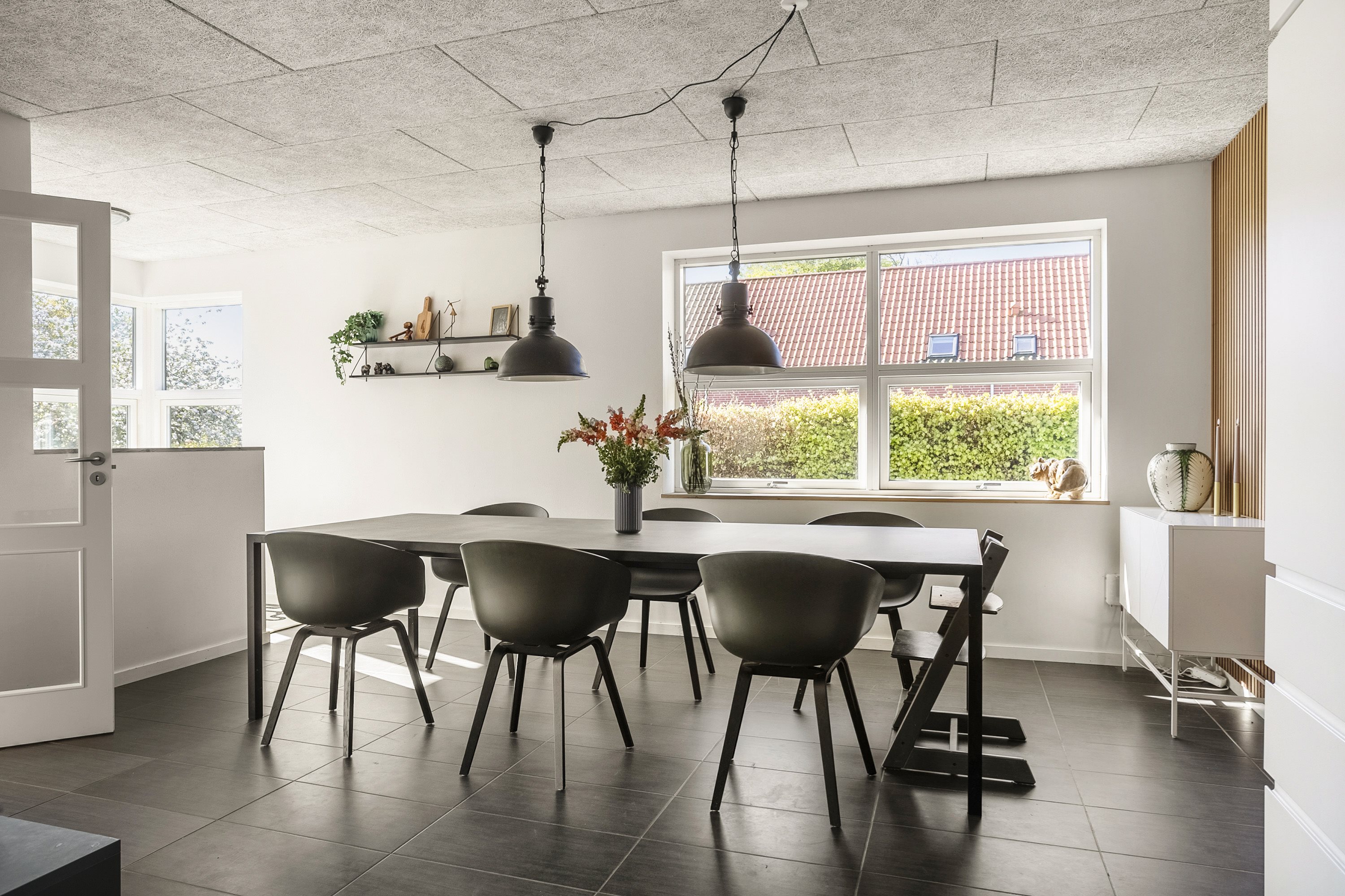 Fremhævet spisestue billede i fuldskærmstilstand. Billede af Søndervangvej 2, Askov, 6600 Vejen