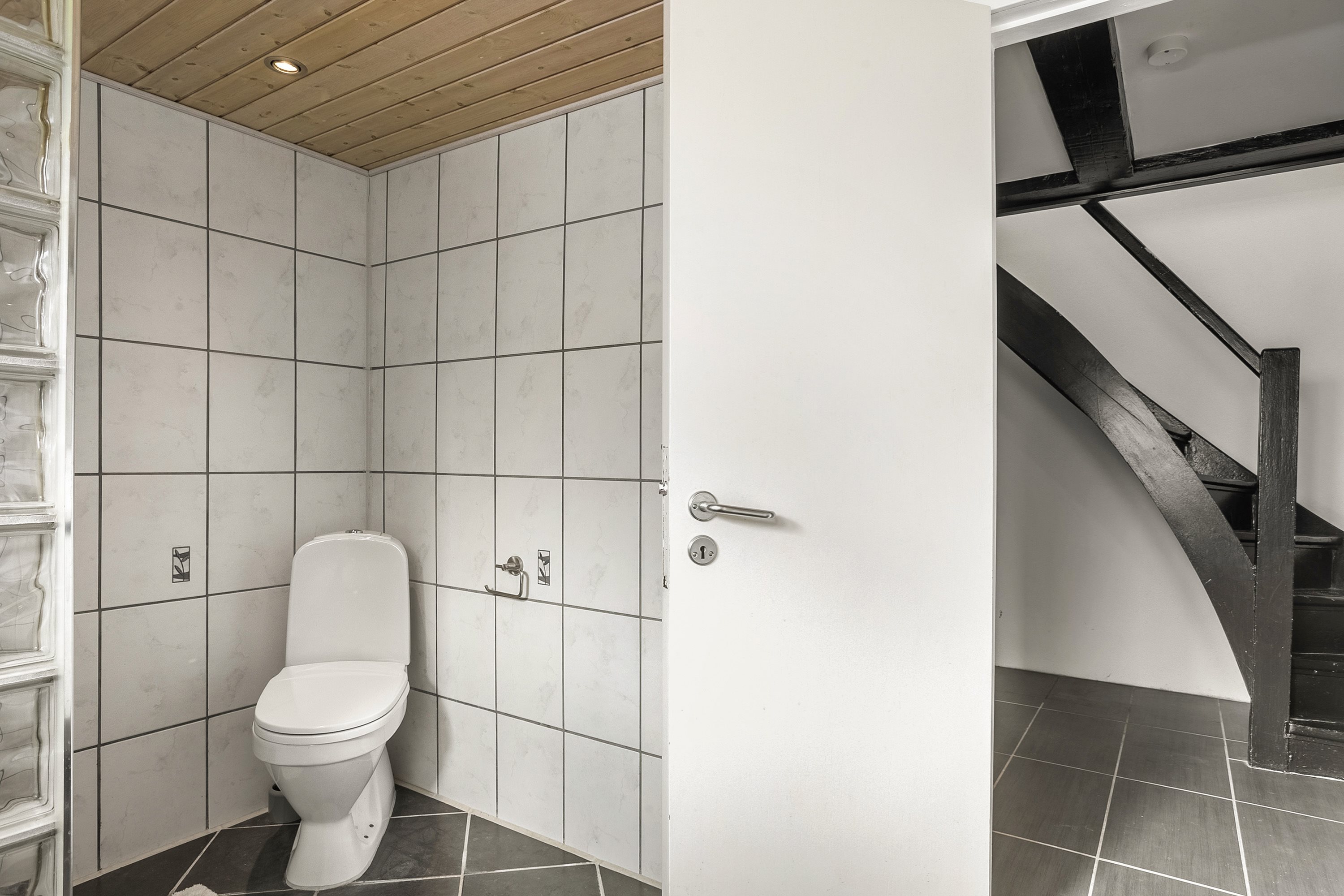 Fremhævet badeværelse billede i fuldskærmstilstand. Billede af Søndervangvej 2, Askov, 6600 Vejen