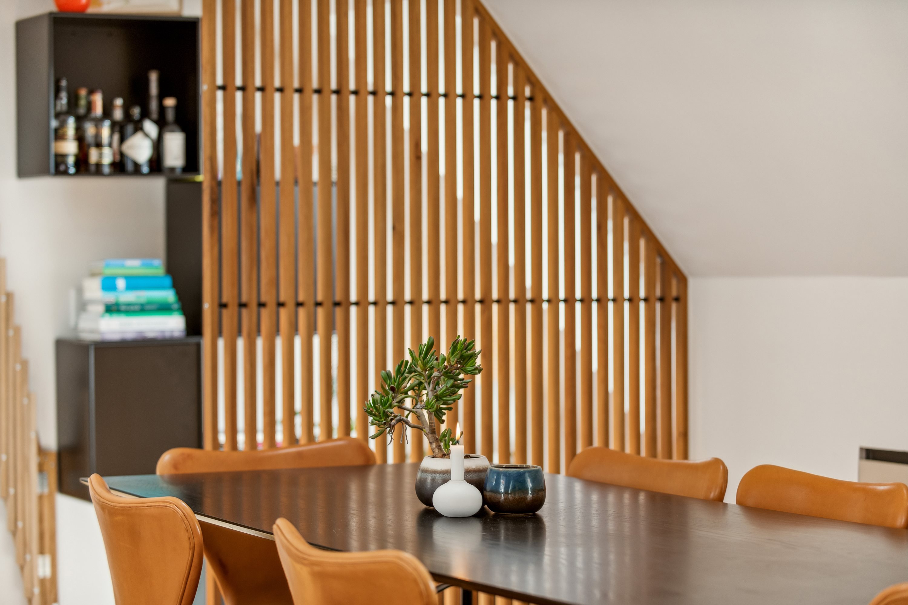 Fremhævet køkken-alrum billede i fuldskærmstilstand. Billede af Hjelmerstald 37, 1., 9000 Aalborg