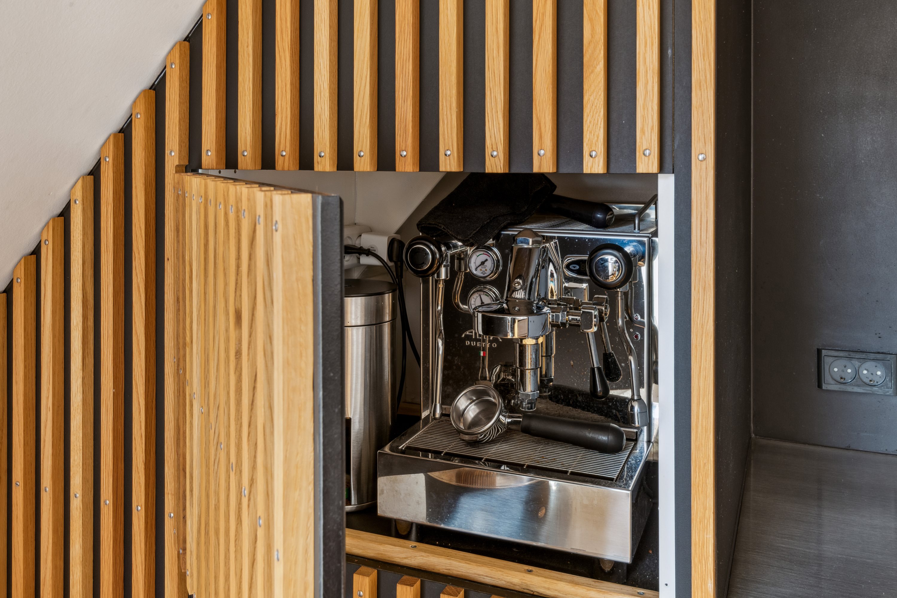 Fremhævet køkken billede i fuldskærmstilstand. Billede af Hjelmerstald 37, 1., 9000 Aalborg