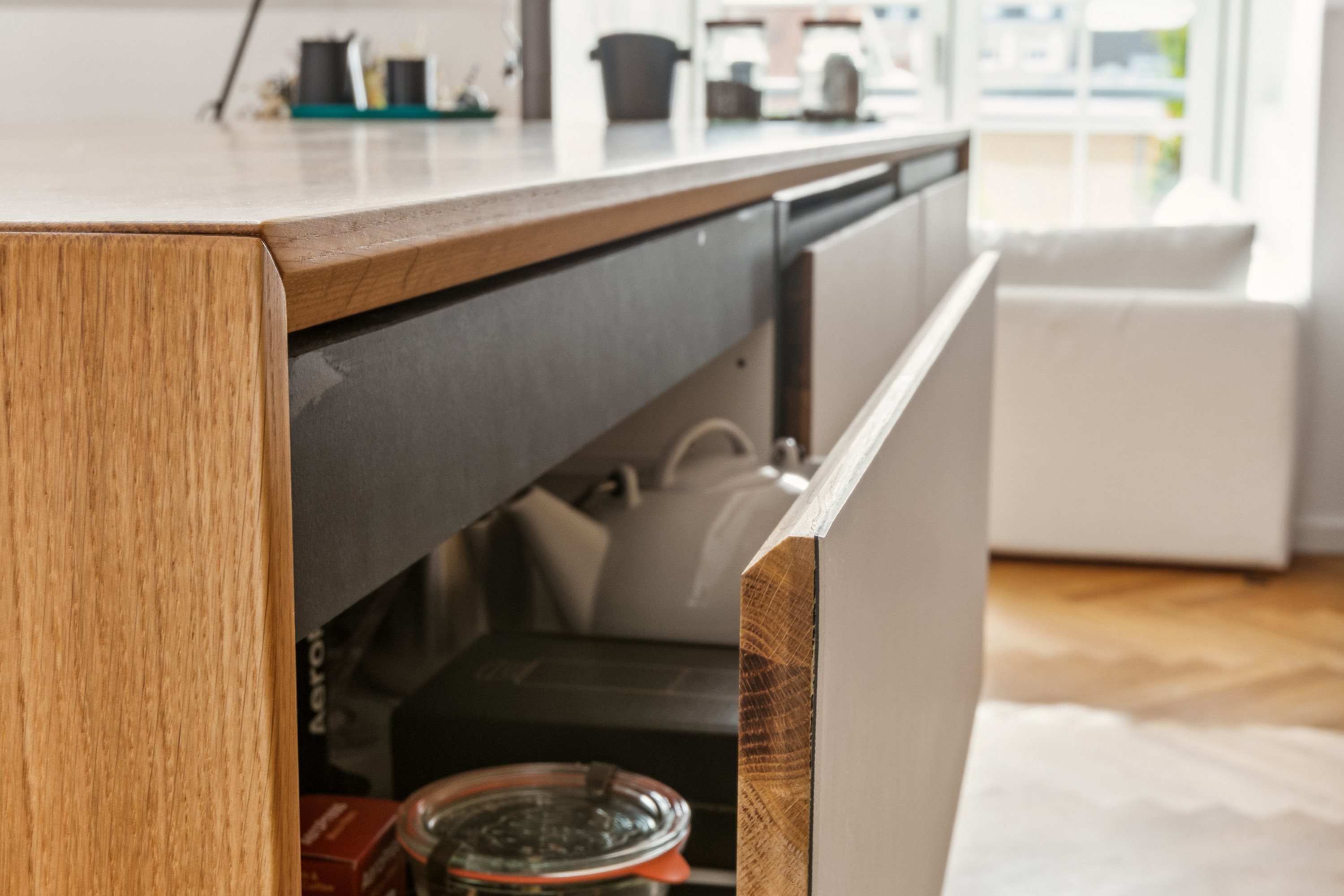 Fremhævet køkken billede i fuldskærmstilstand. Billede af Hjelmerstald 37, 1., 9000 Aalborg