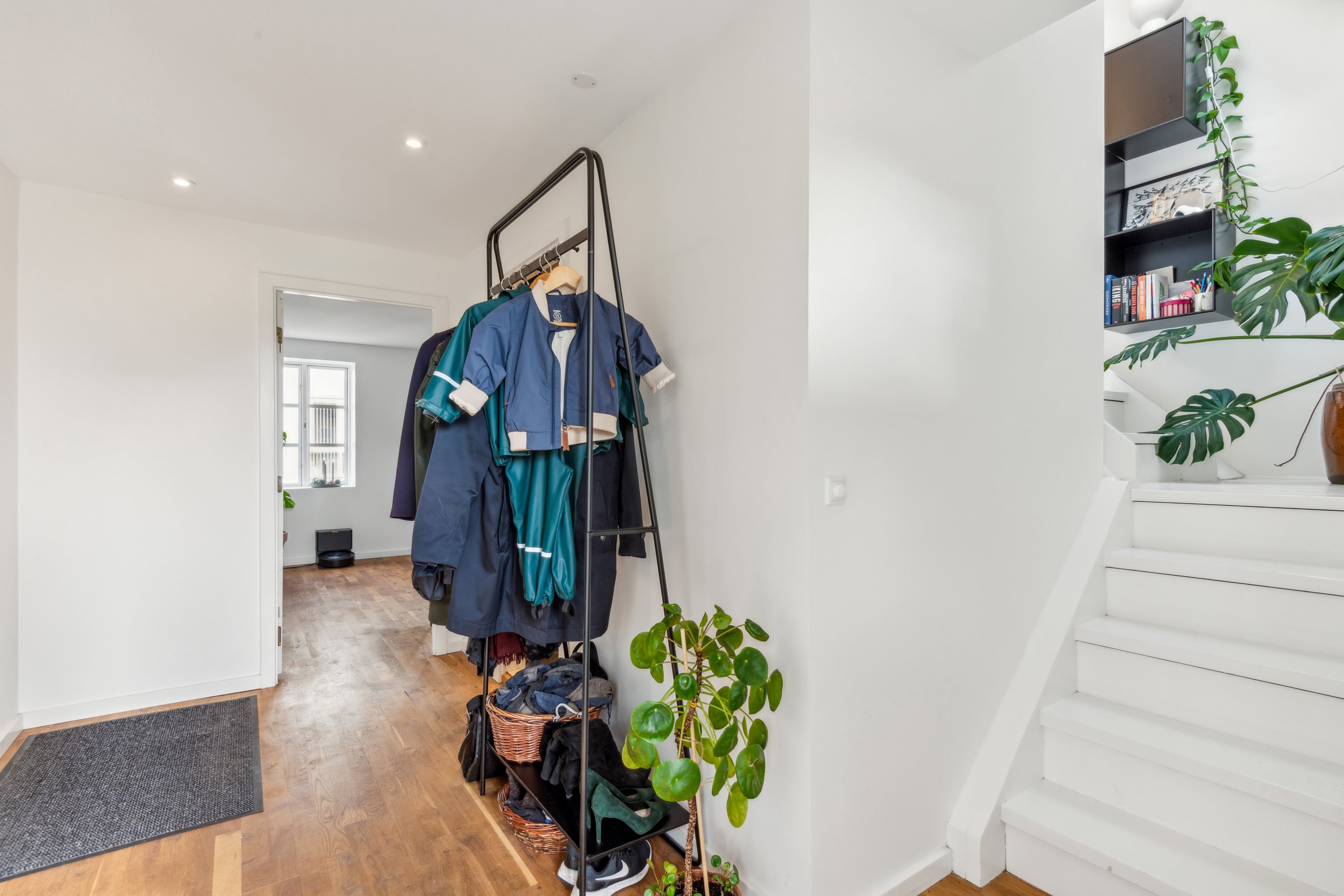 Fremhævet entré billede i fuldskærmstilstand. Billede af Hjelmerstald 37, 1., 9000 Aalborg