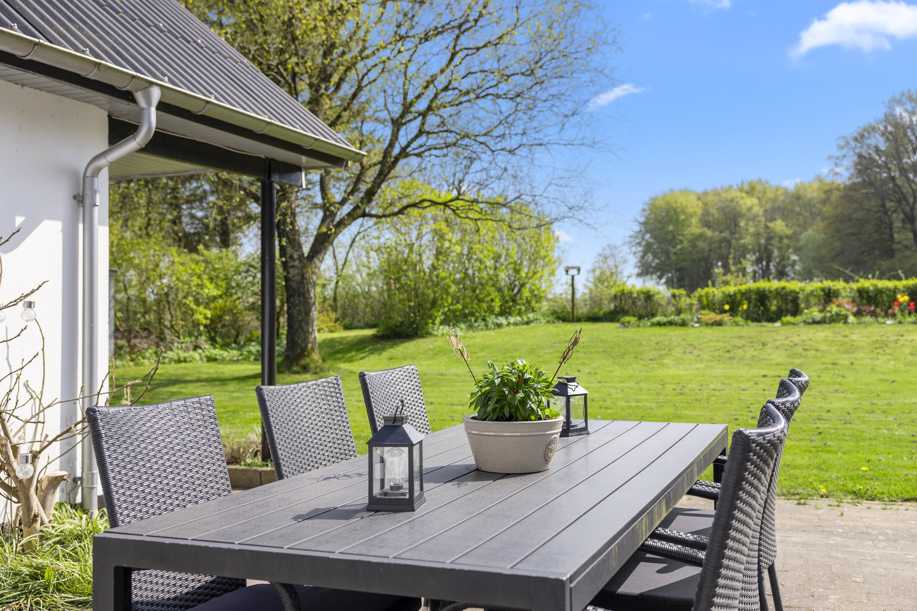 Fremhævet terrasse billede i fuldskærmstilstand. Billede af Volstruphedevej 22, 9300 Sæby