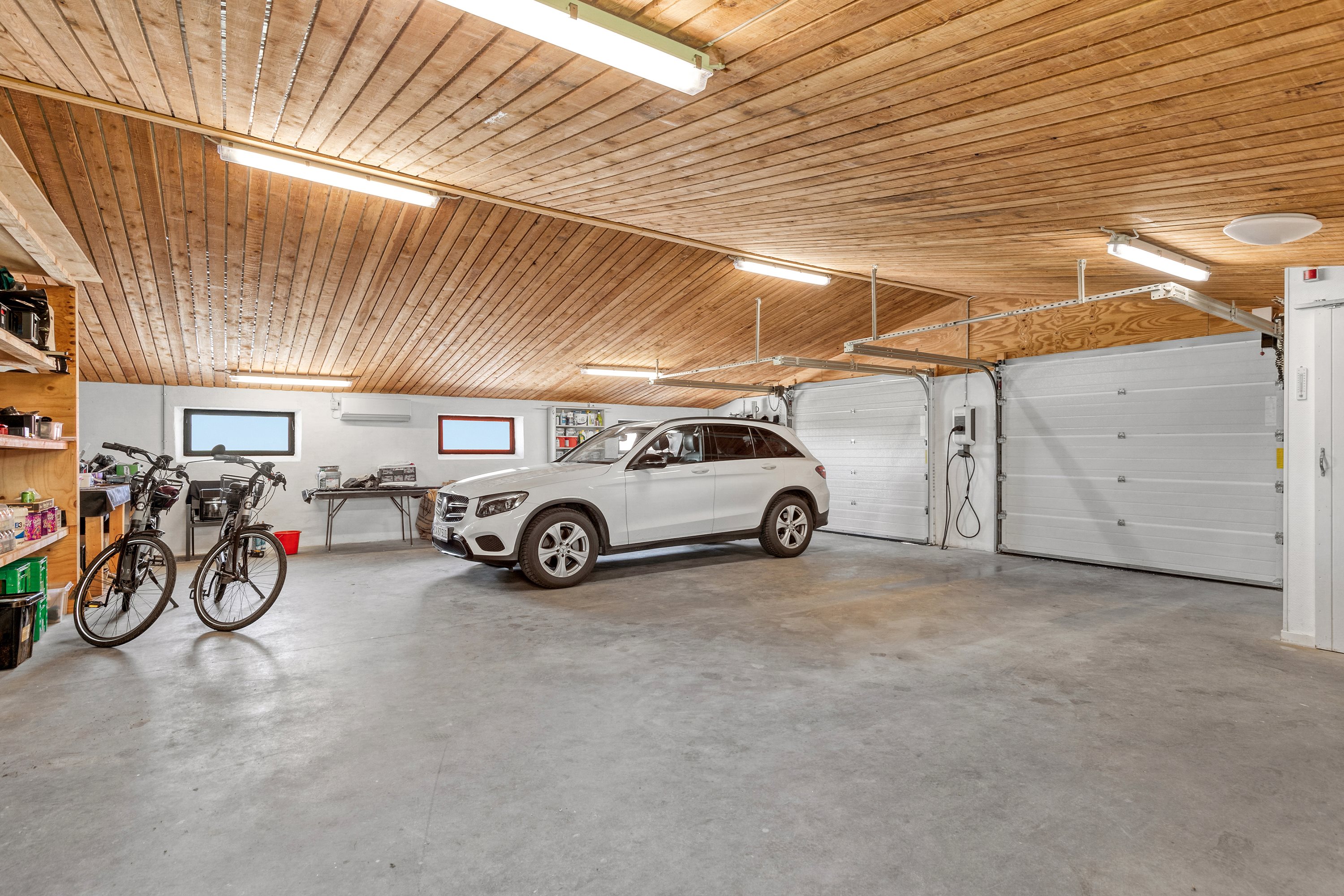 Fremhævet garage billede i fuldskærmstilstand. Billede af Bøllingvej 21, 6064 Jordrup