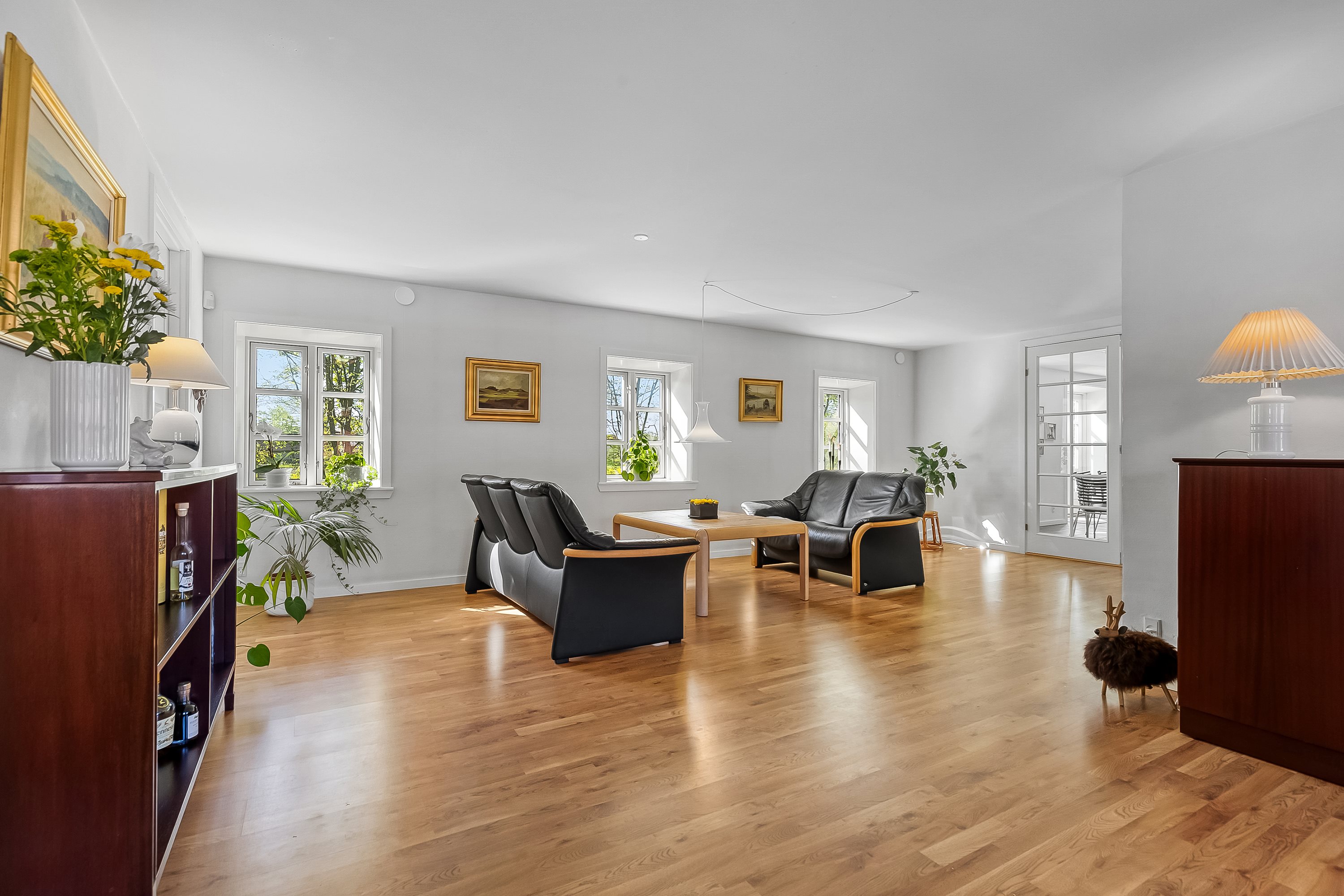 Fremhævet stue billede i fuldskærmstilstand. Billede af Bøllingvej 21, 6064 Jordrup