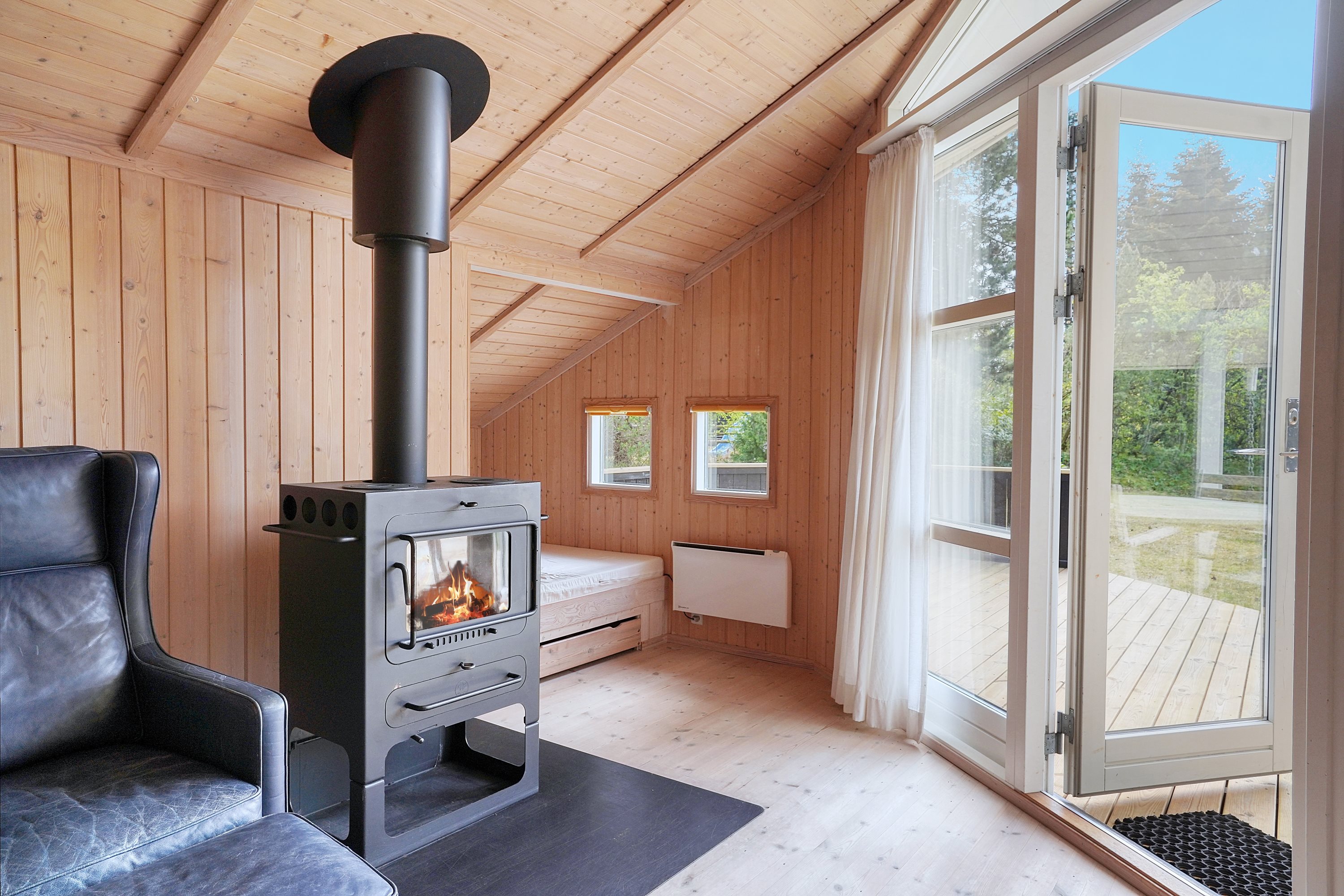 Fremhævet stue billede i fuldskærmstilstand. Billede af Multebærvej 9, 3100 Hornbæk