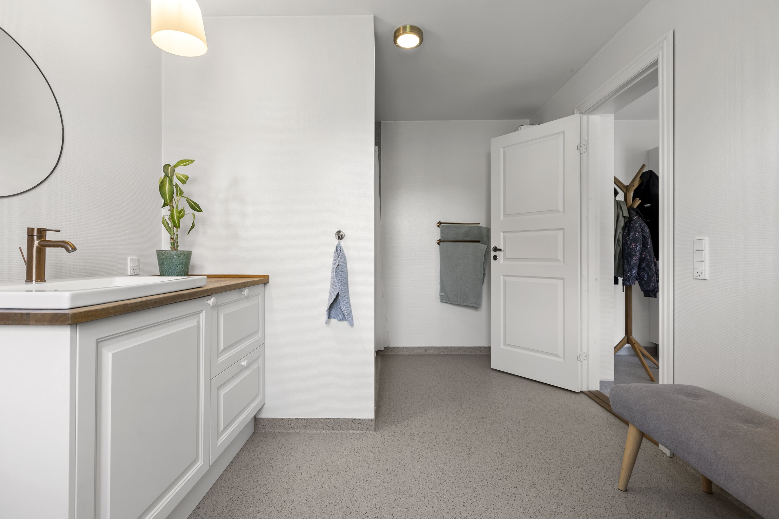 Fremhævet badeværelse billede i fuldskærmstilstand. Billede af Kirkevænget 11, 4180 Sorø