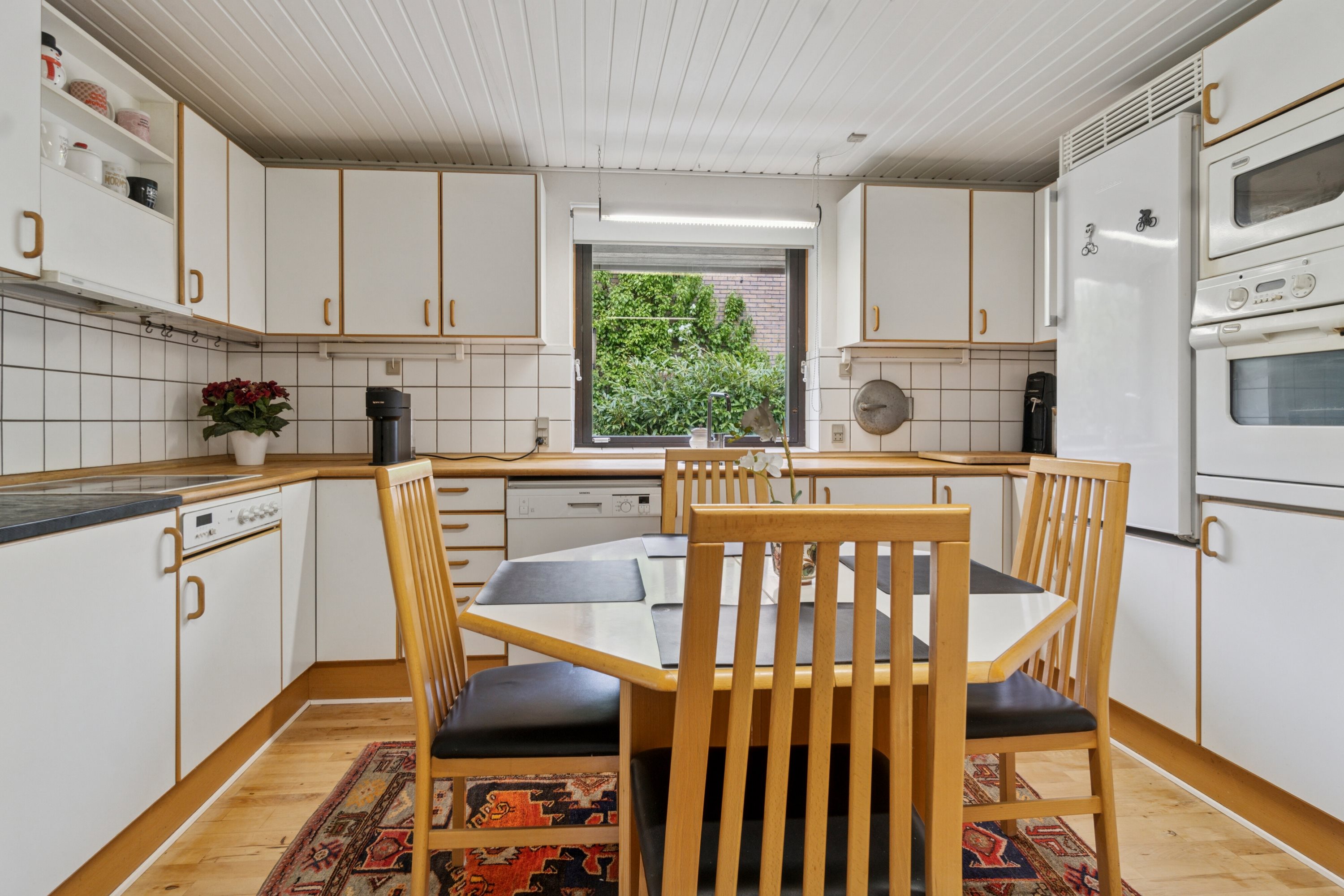 Fremhævet køkken billede i fuldskærmstilstand. Billede af Æblehegnet 1, 8320 Mårslet