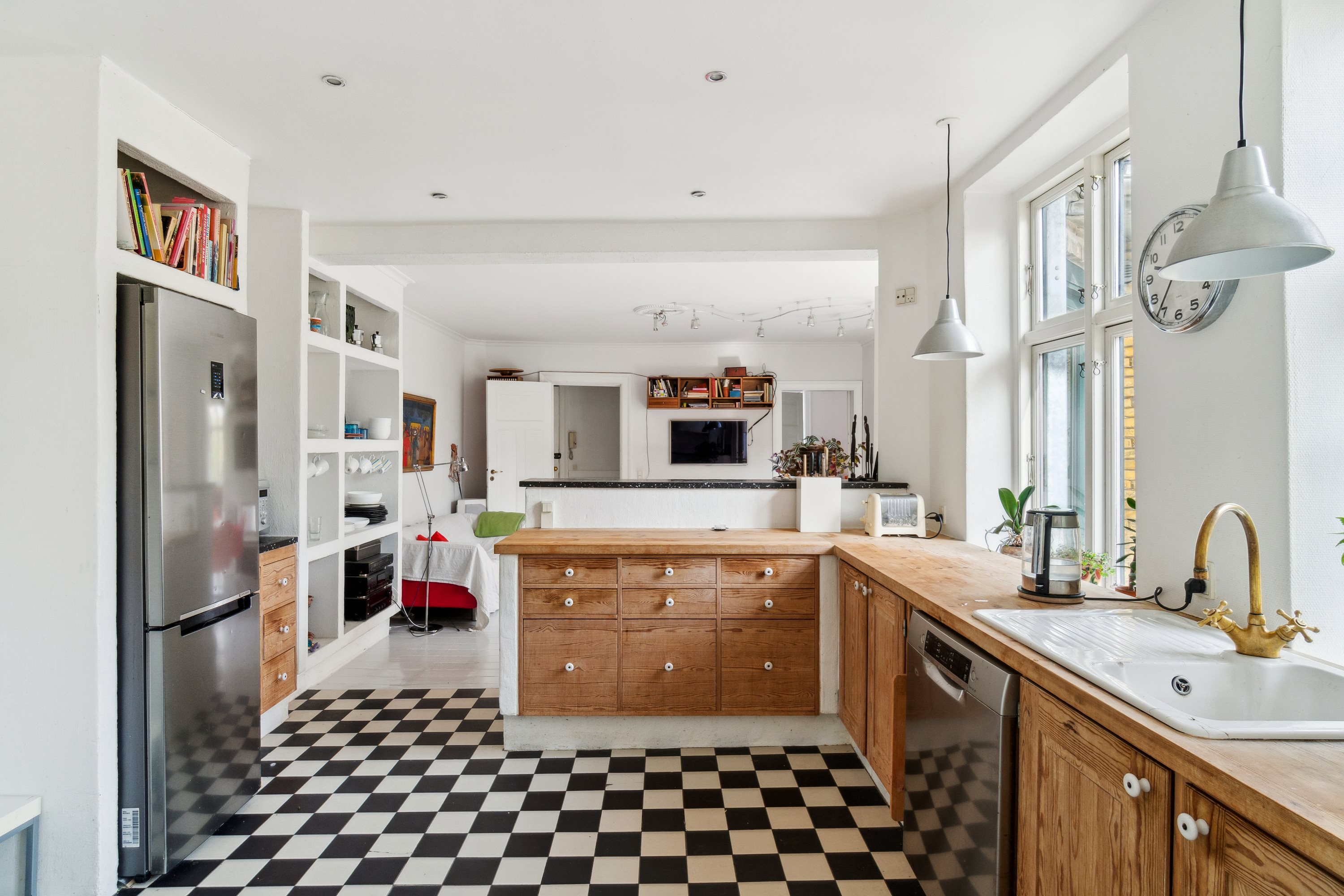 Fremhævet køkken billede i fuldskærmstilstand. Billede af Wesselsgade 13, 4. tv., 2200 København N