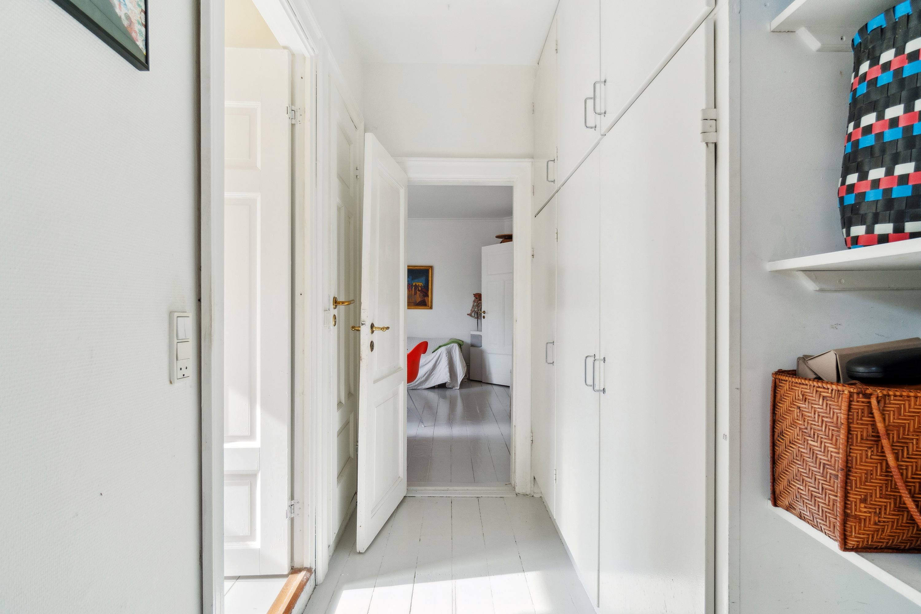 Fremhævet entré billede i fuldskærmstilstand. Billede af Wesselsgade 13, 4. tv., 2200 København N