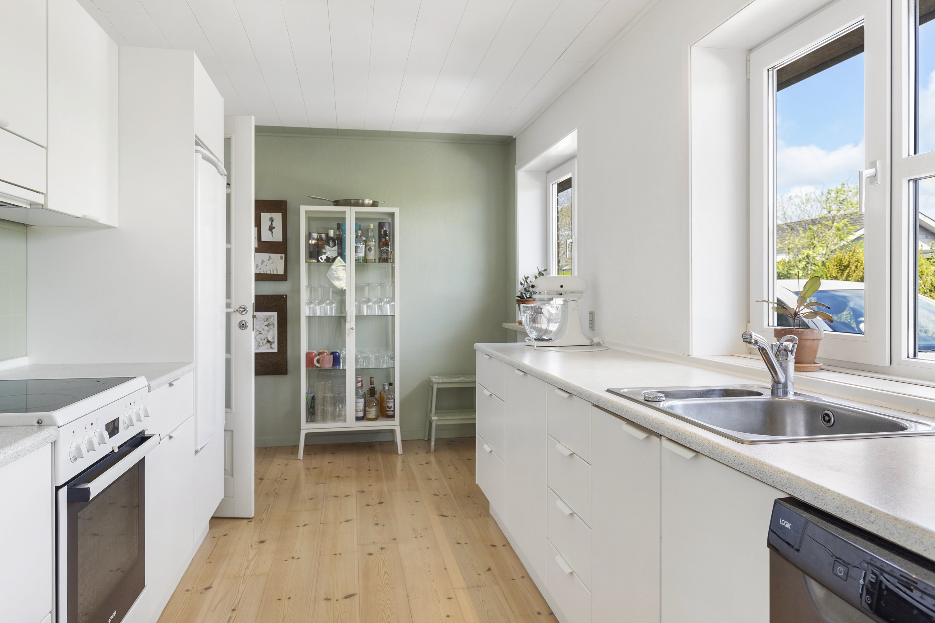 Miniaturebillede 2: køkken. Billede af Havørnens Vænge 5, 9700 Brønderslev