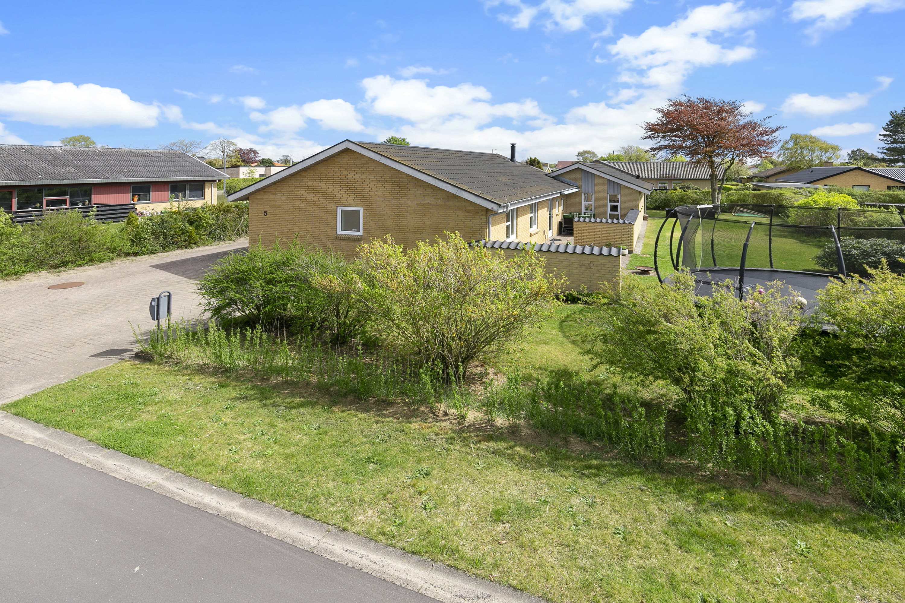 Fremhævet ejendommen billede i fuldskærmstilstand. Billede af Havørnens Vænge 5, 9700 Brønderslev