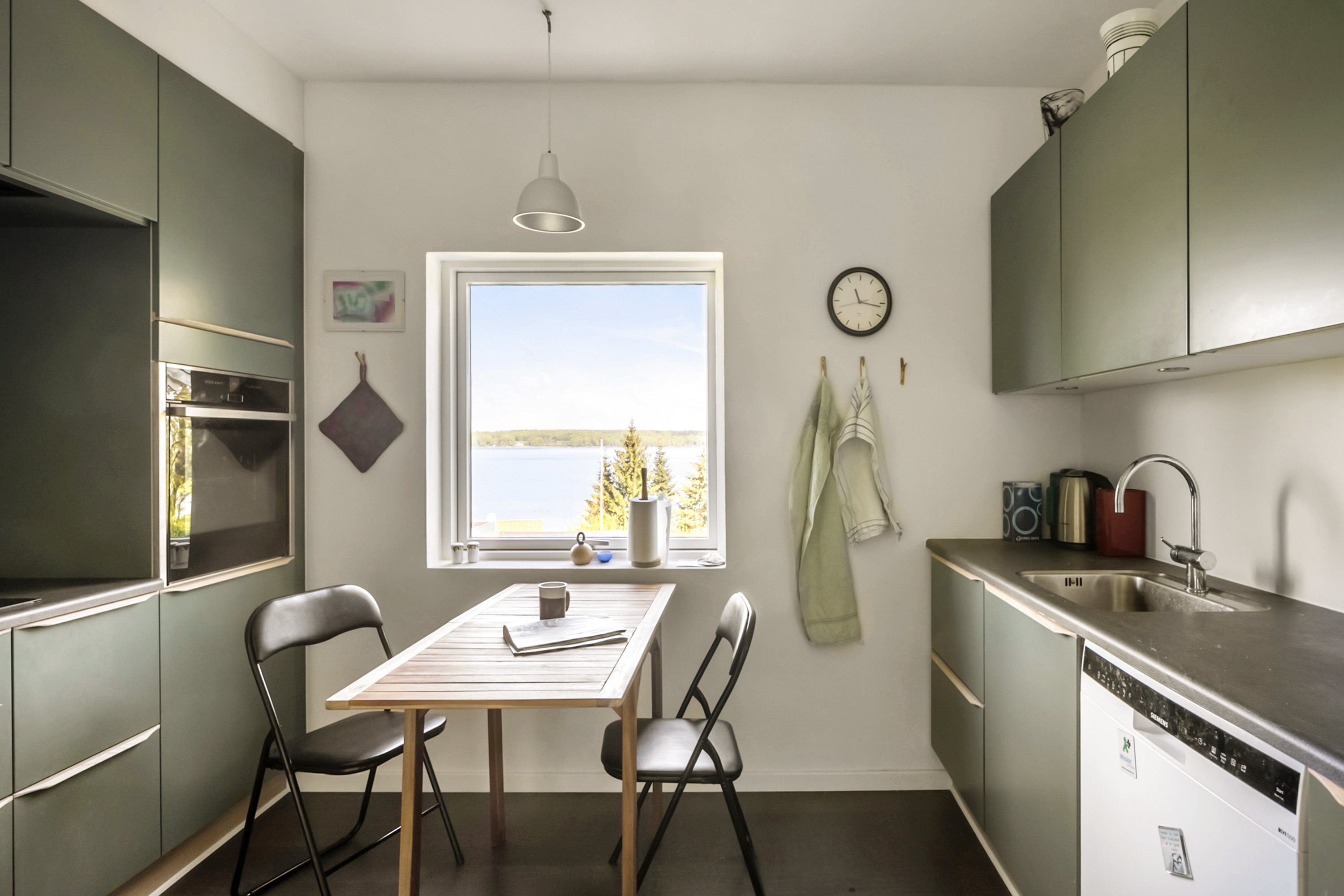 Fremhævet køkken billede i fuldskærmstilstand. Billede af Varnæsvej 137, 6200 Aabenraa