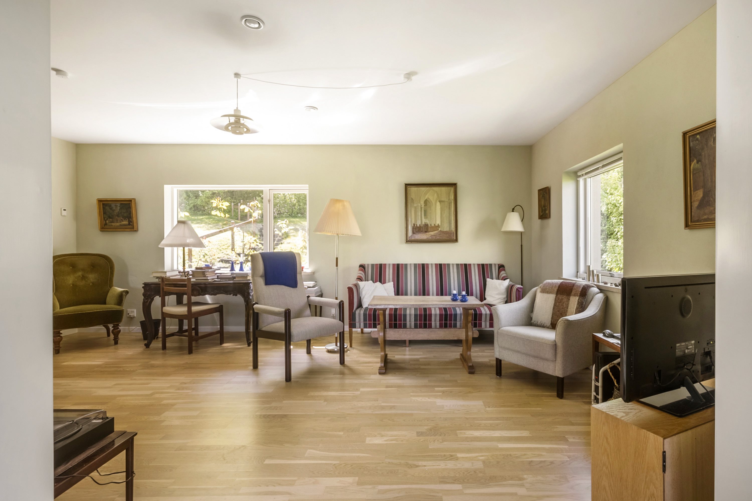 Fremhævet stue billede i fuldskærmstilstand. Billede af Varnæsvej 137, 6200 Aabenraa