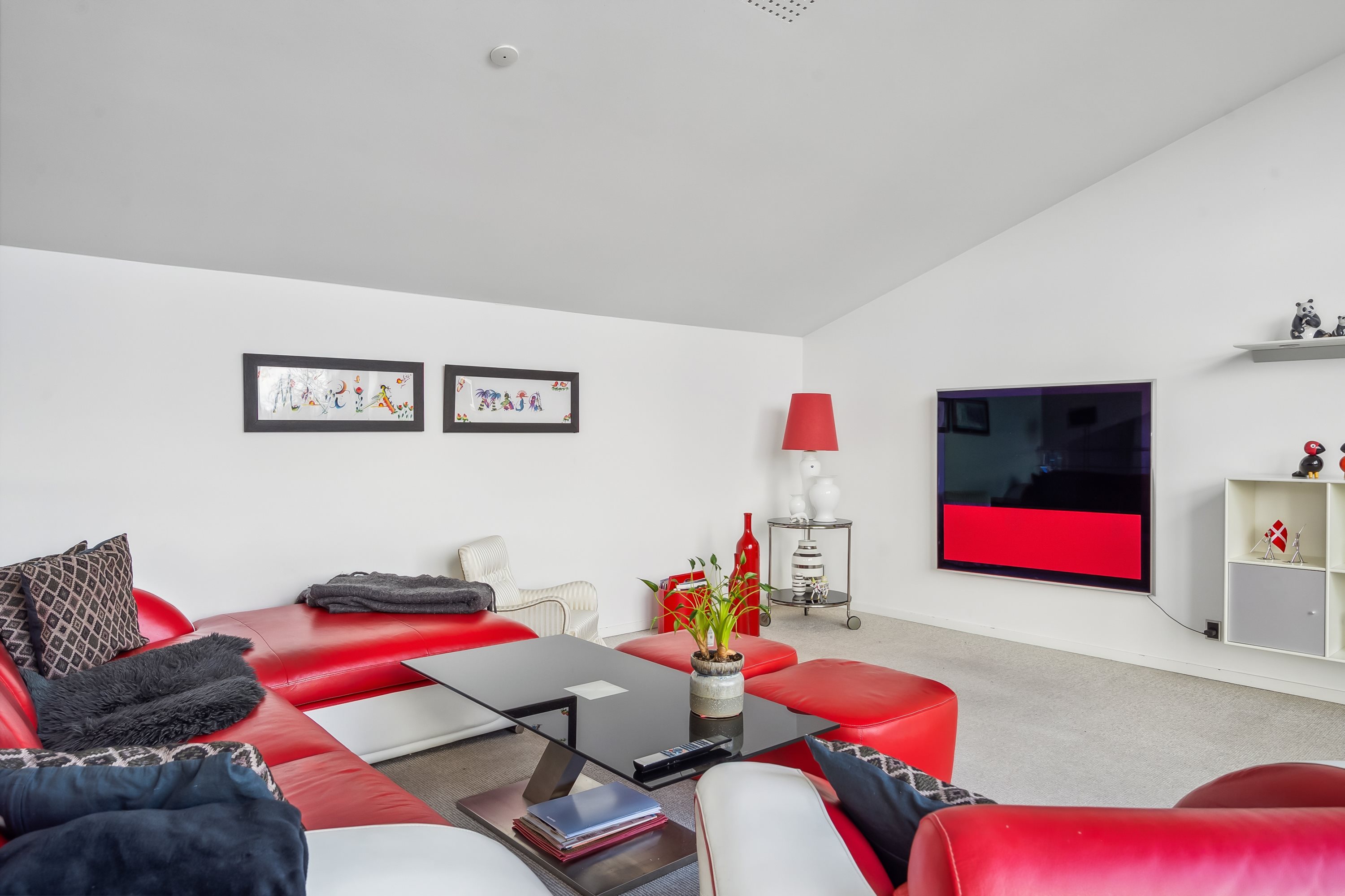 Fremhævet stue billede i fuldskærmstilstand. Billede af Hyldevej 32, 9500 Hobro