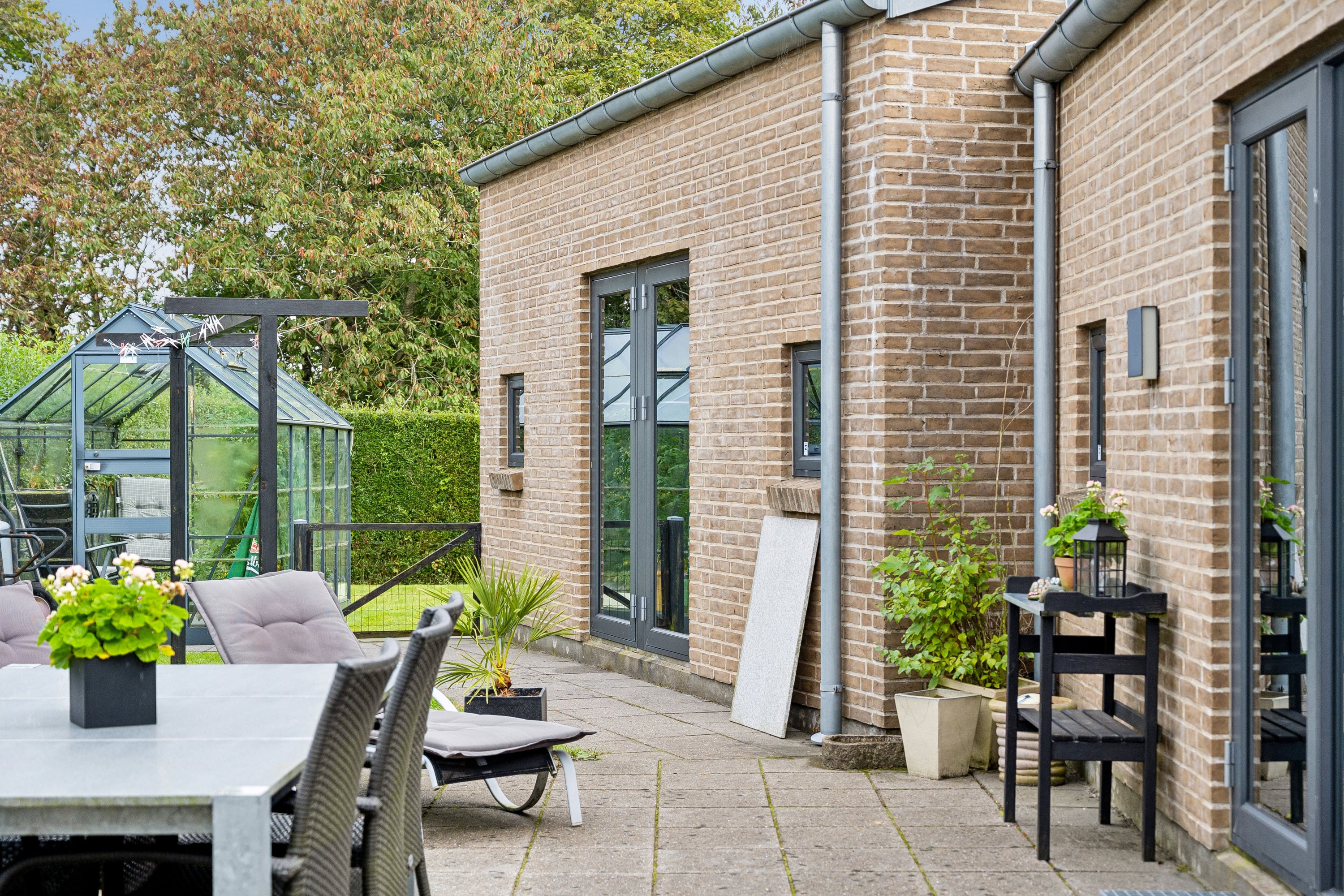 Fremhævet terrasse billede i fuldskærmstilstand. Billede af Hyldevej 32, 9500 Hobro