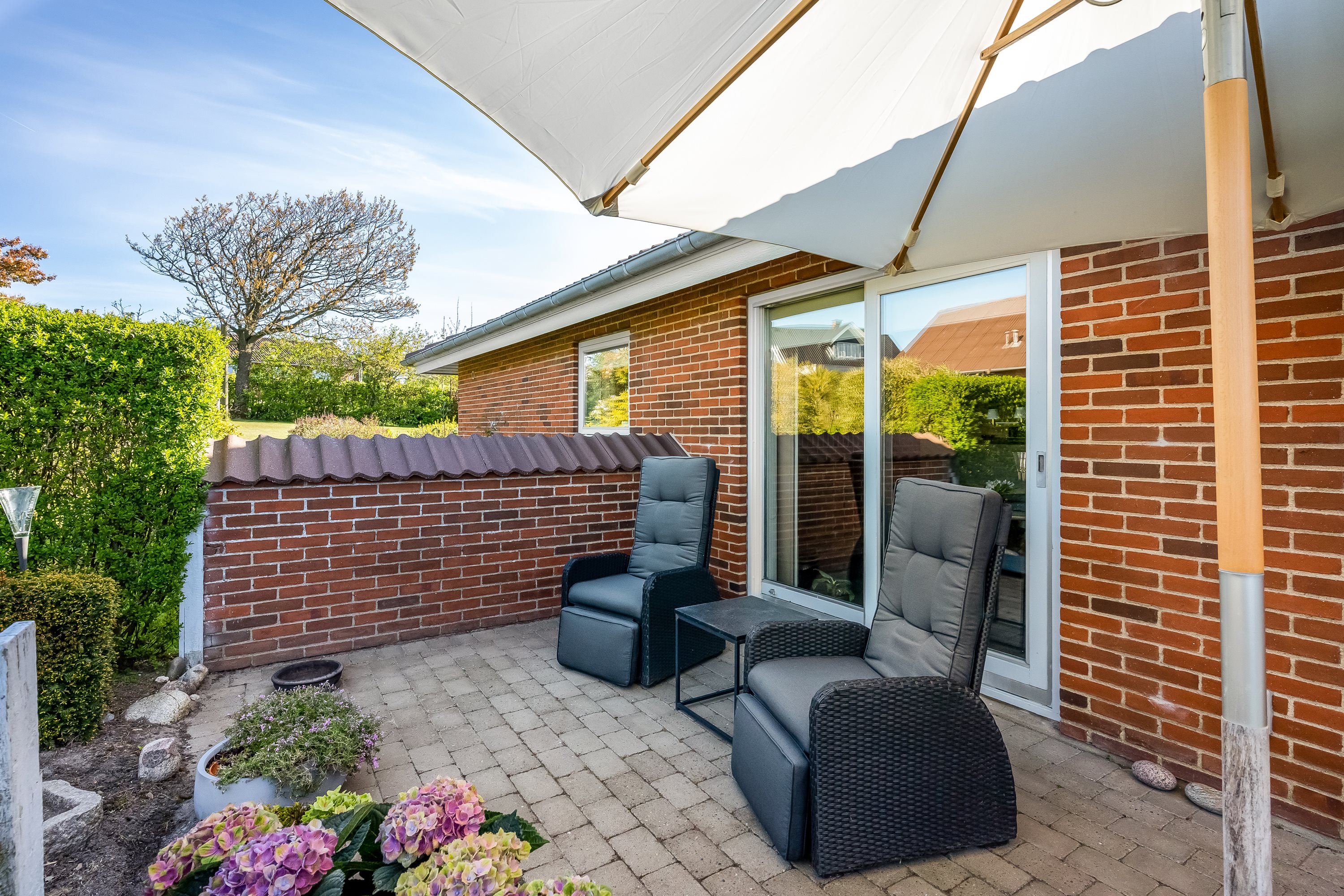 Fremhævet terrasse billede i fuldskærmstilstand. Billede af Klydevej 17, 7650 Bøvlingbjerg