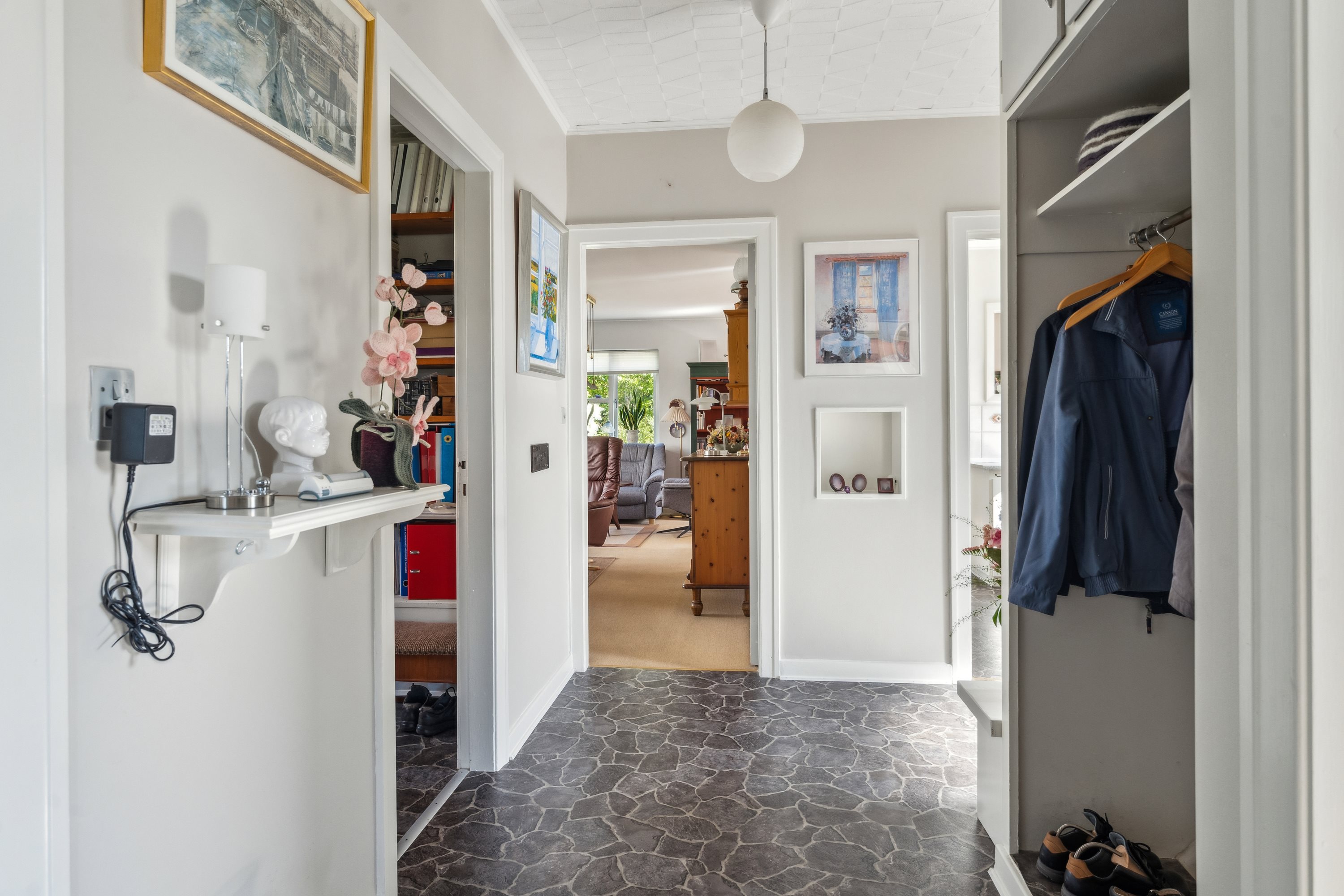 Fremhævet entré billede i fuldskærmstilstand. Billede af Carl Petersens Alle 7, 8850 Bjerringbro