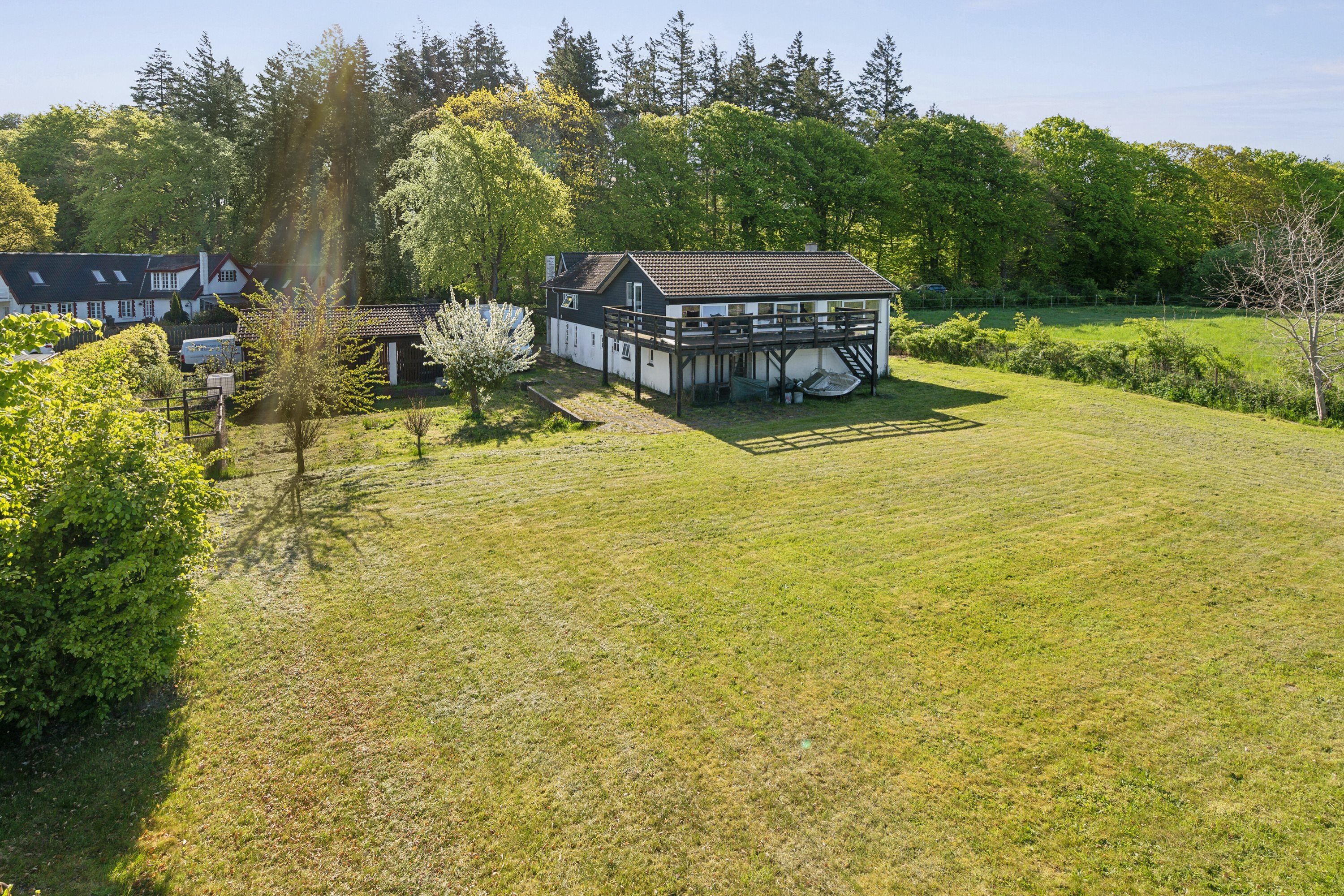 Fremhævet set fra haven billede i fuldskærmstilstand. Billede af Svenstrupvejen 44, 4130 Viby Sjælland