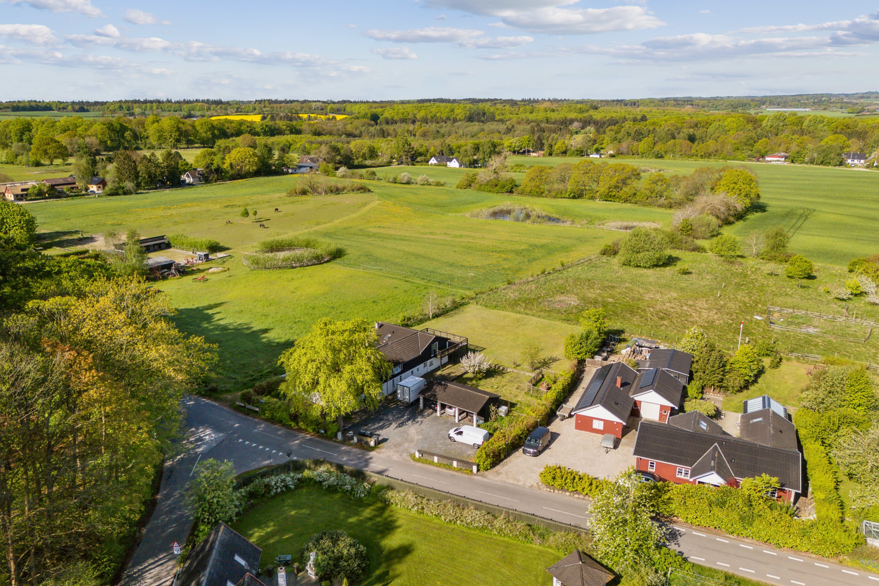 Miniaturebillede 1: luftfoto. Billede af Svenstrupvejen 44, 4130 Viby Sjælland