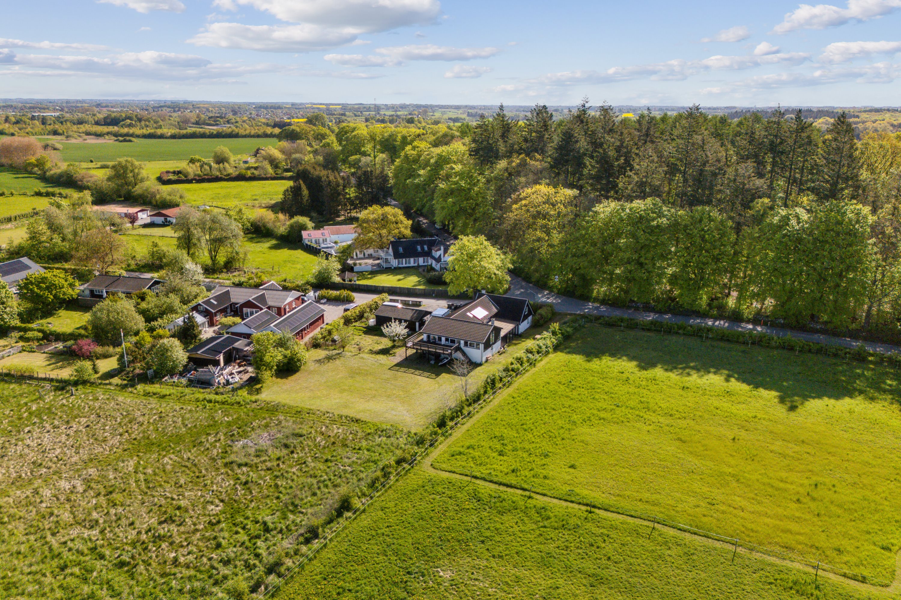 Fremhævet luftfoto billede i fuldskærmstilstand. Billede af Svenstrupvejen 44, 4130 Viby Sjælland