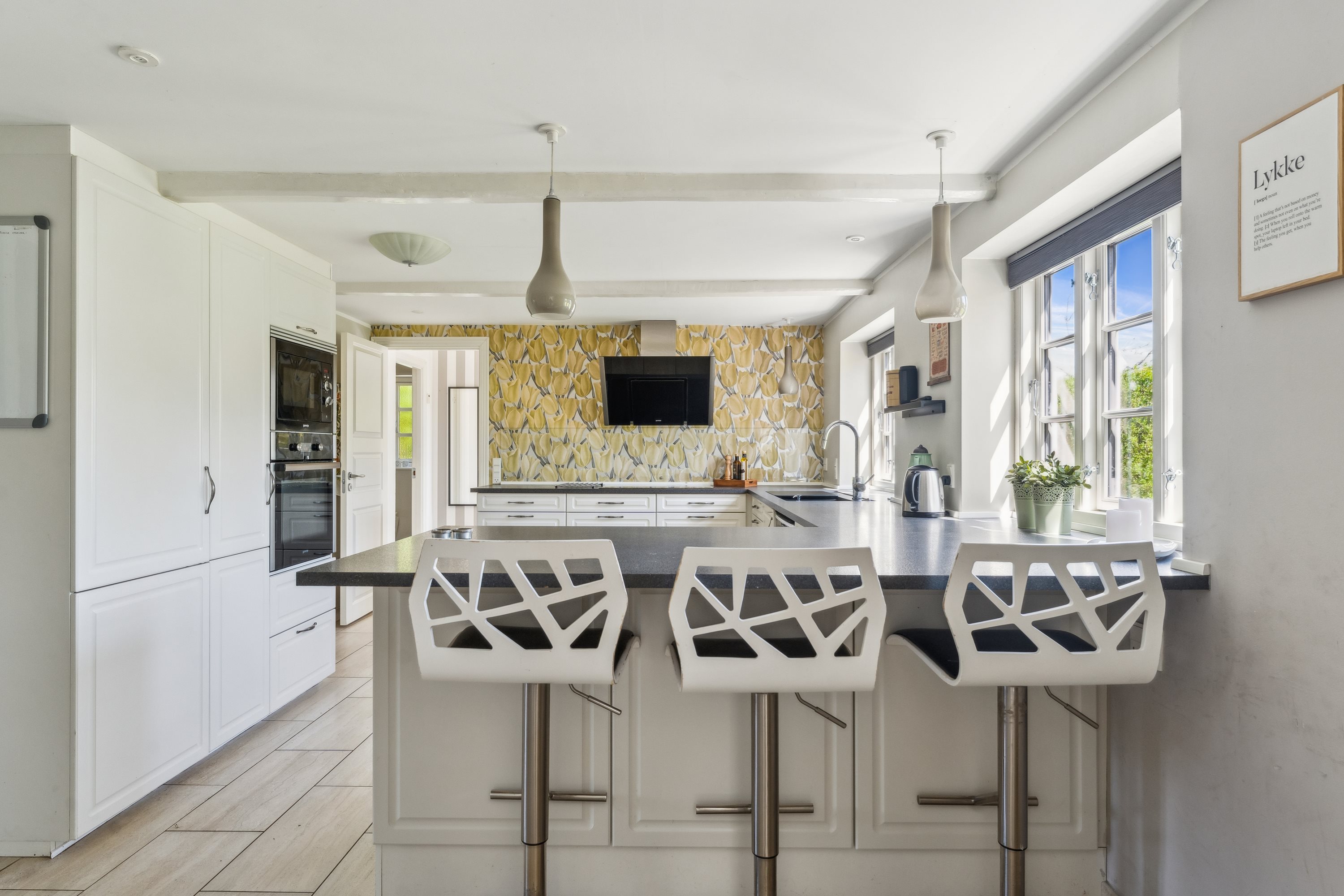 Fremhævet stue billede i fuldskærmstilstand. Billede af Mosevej 2, 8860 Ulstrup