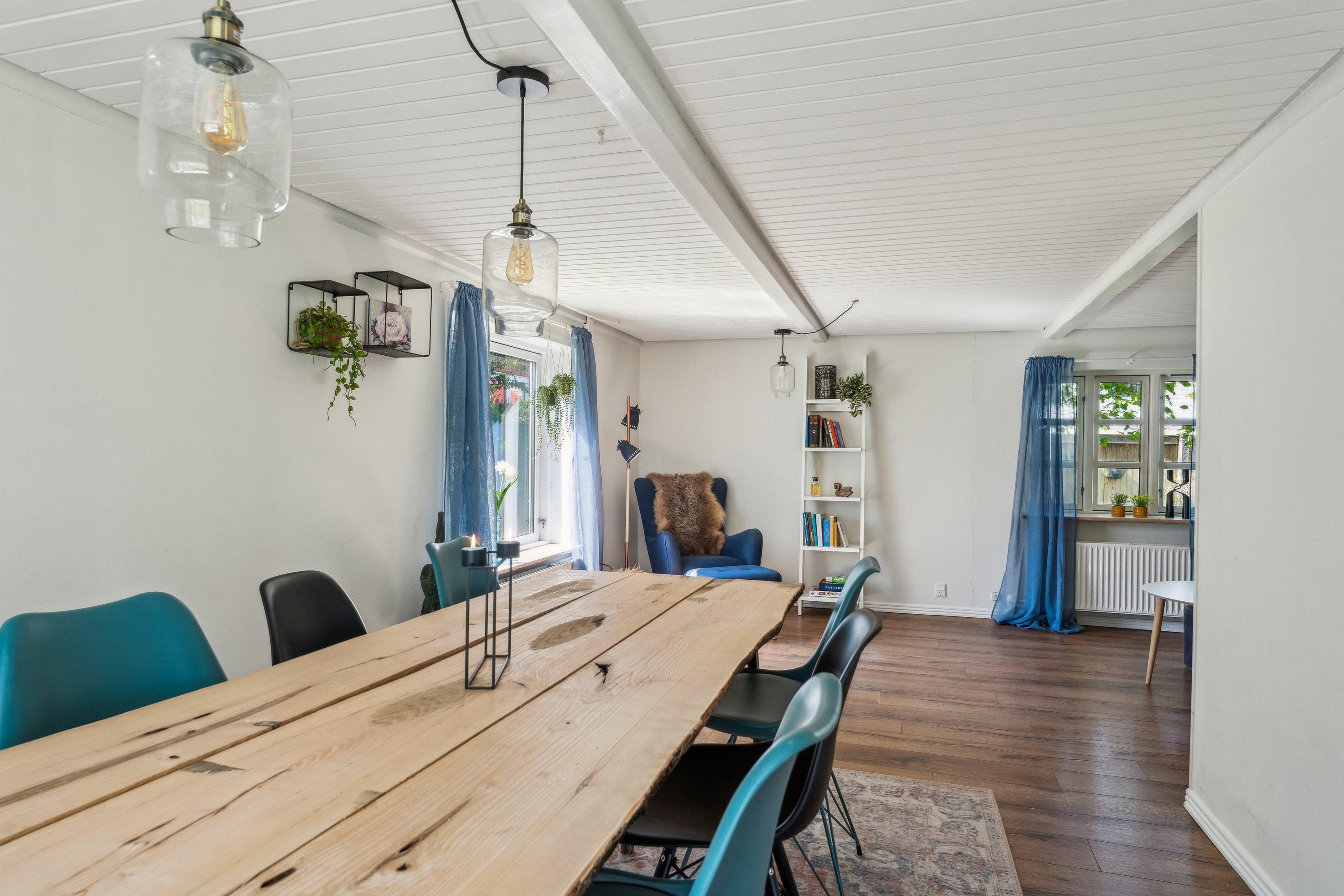 Fremhævet spisestue billede i fuldskærmstilstand. Billede af Mosevej 2, 8860 Ulstrup