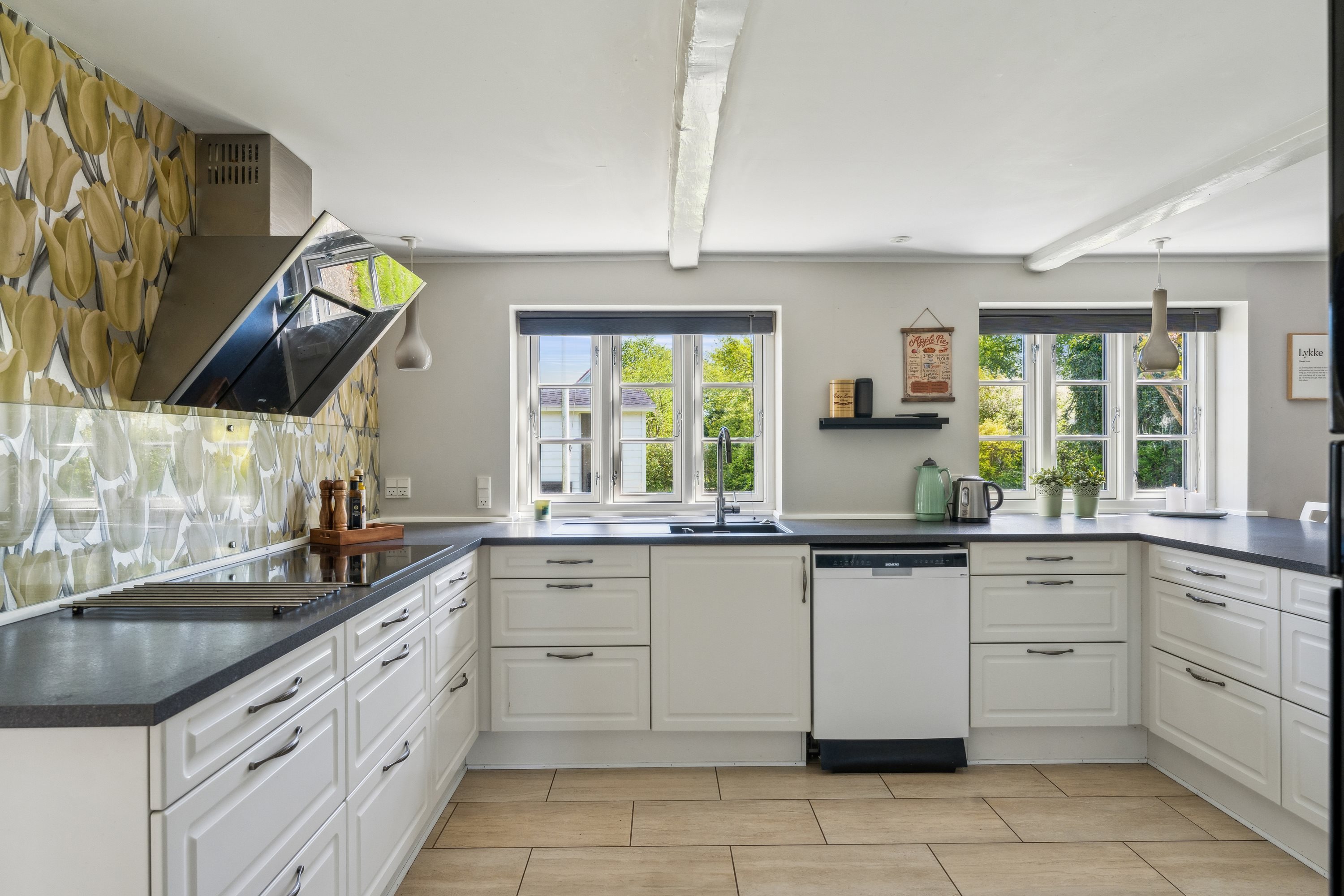 Miniaturebillede 2: køkken. Billede af Mosevej 2, 8860 Ulstrup