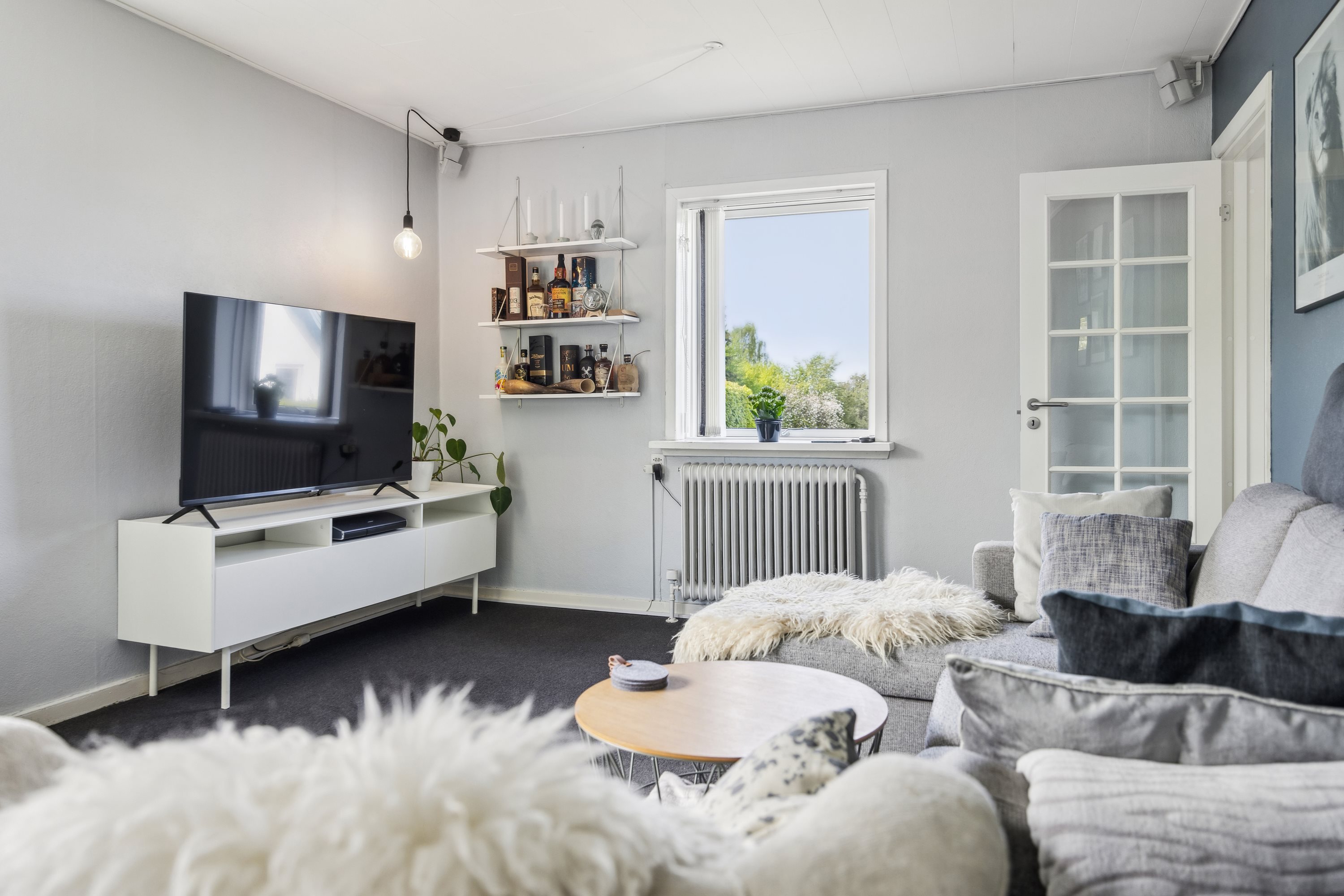 Fremhævet stue billede i fuldskærmstilstand. Billede af Rolighedsvej 5, 9460 Brovst