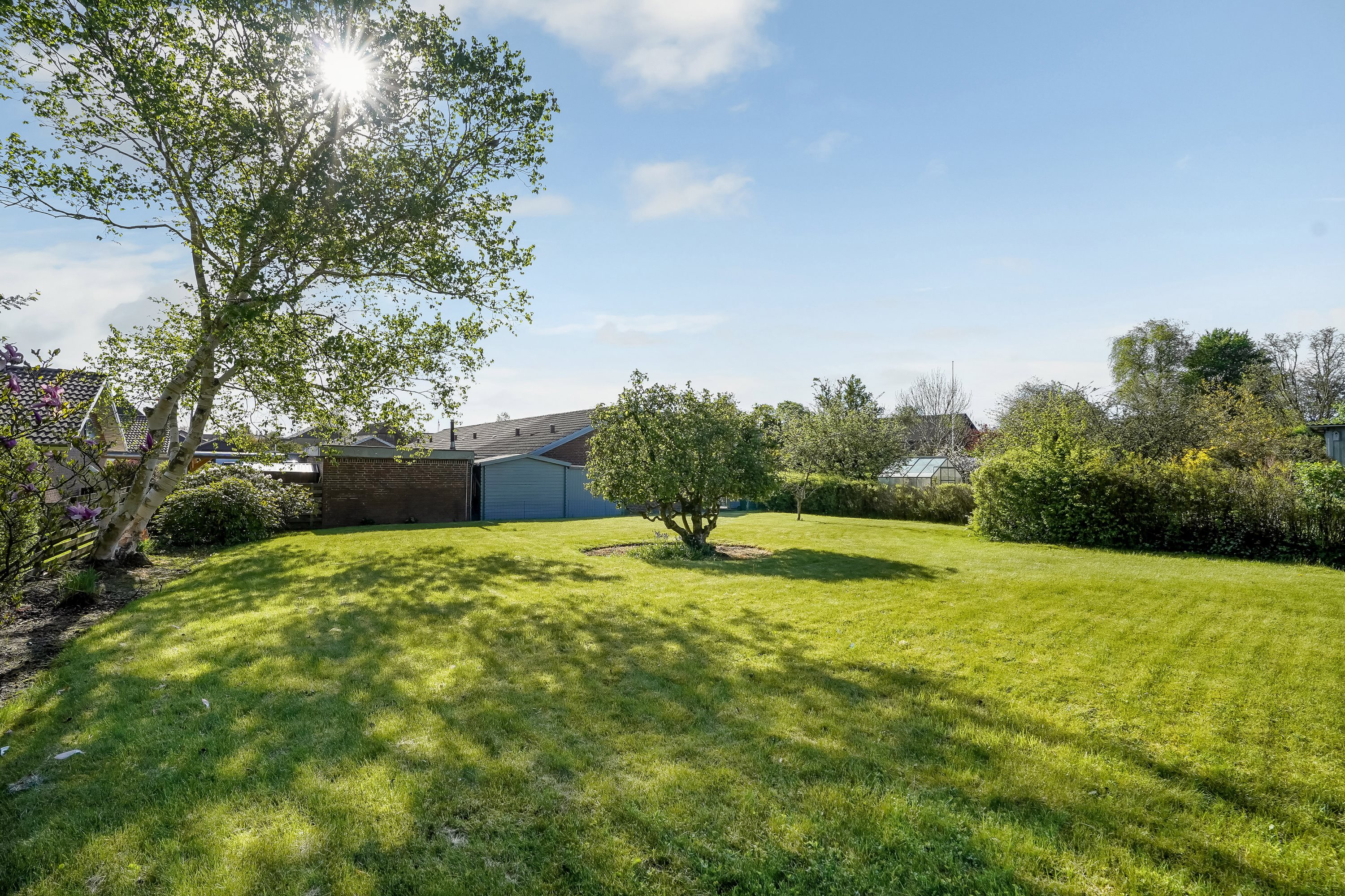 Fremhævet have billede i fuldskærmstilstand. Billede af Langgade 53, 7321 Gadbjerg