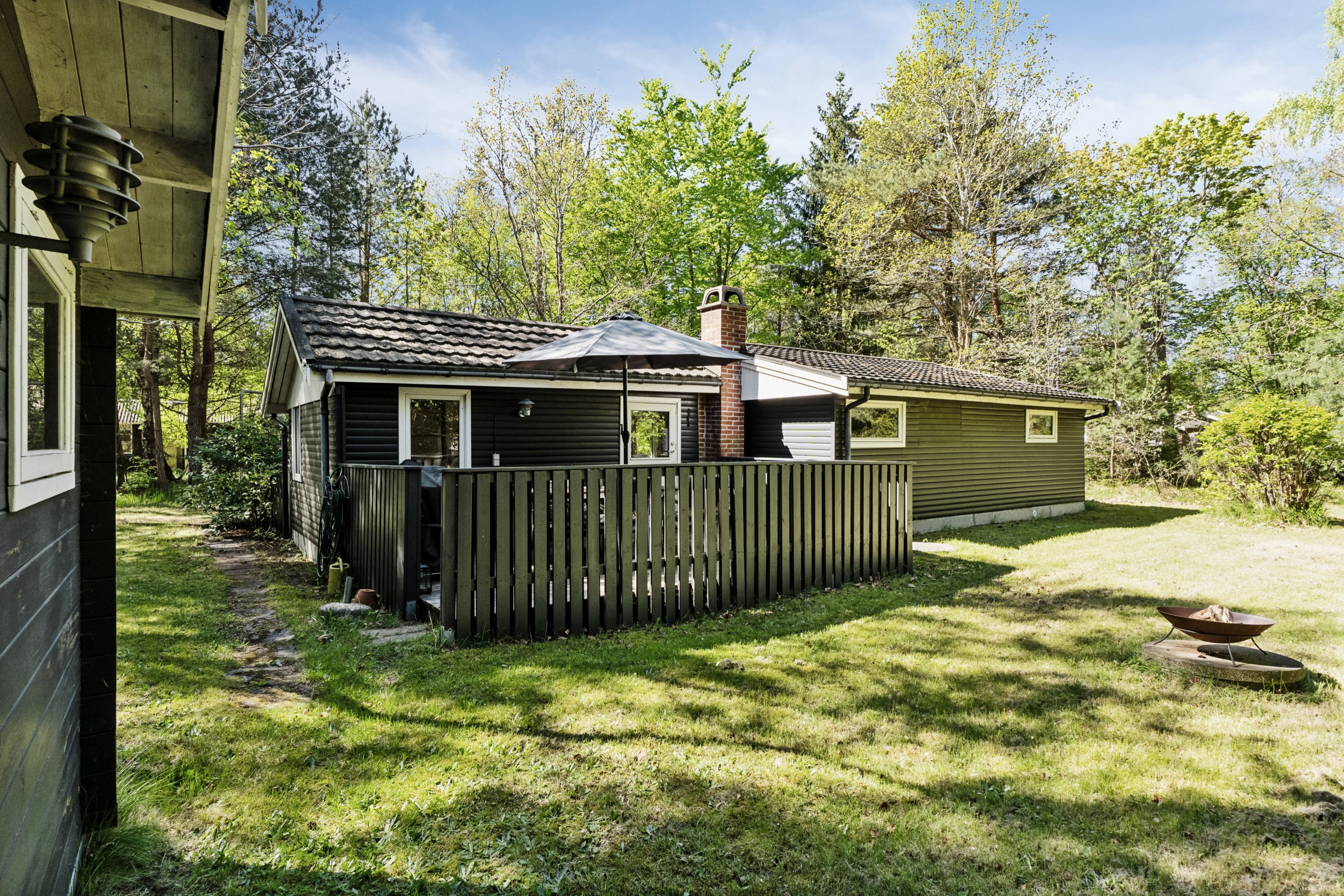 Miniaturebillede 1: set fra haven. Billede af Rønnebærvej 4A, 4500 Nykøbing Sj