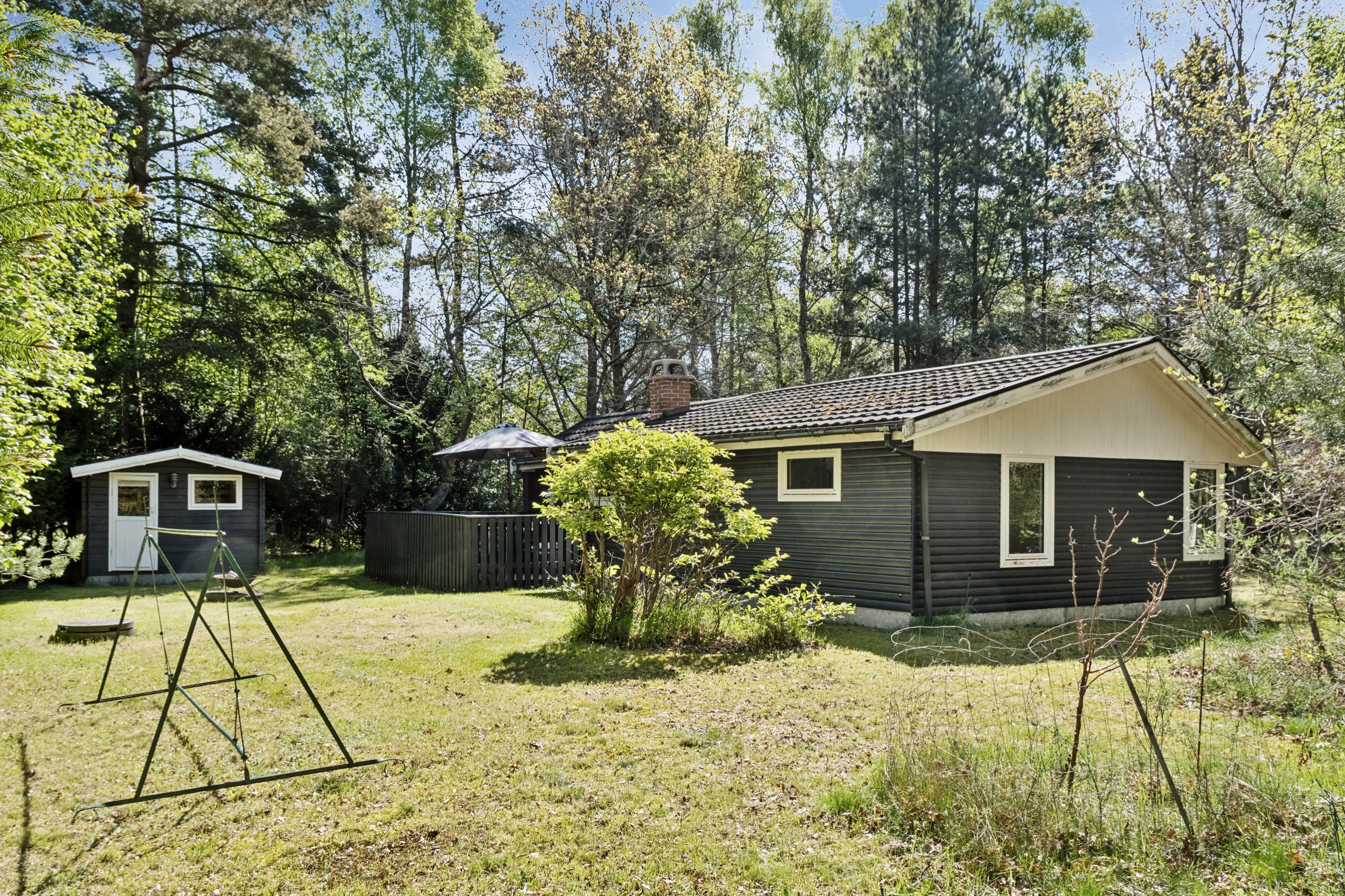 Miniaturebillede 2: set fra haven. Billede af Rønnebærvej 4A, 4500 Nykøbing Sj