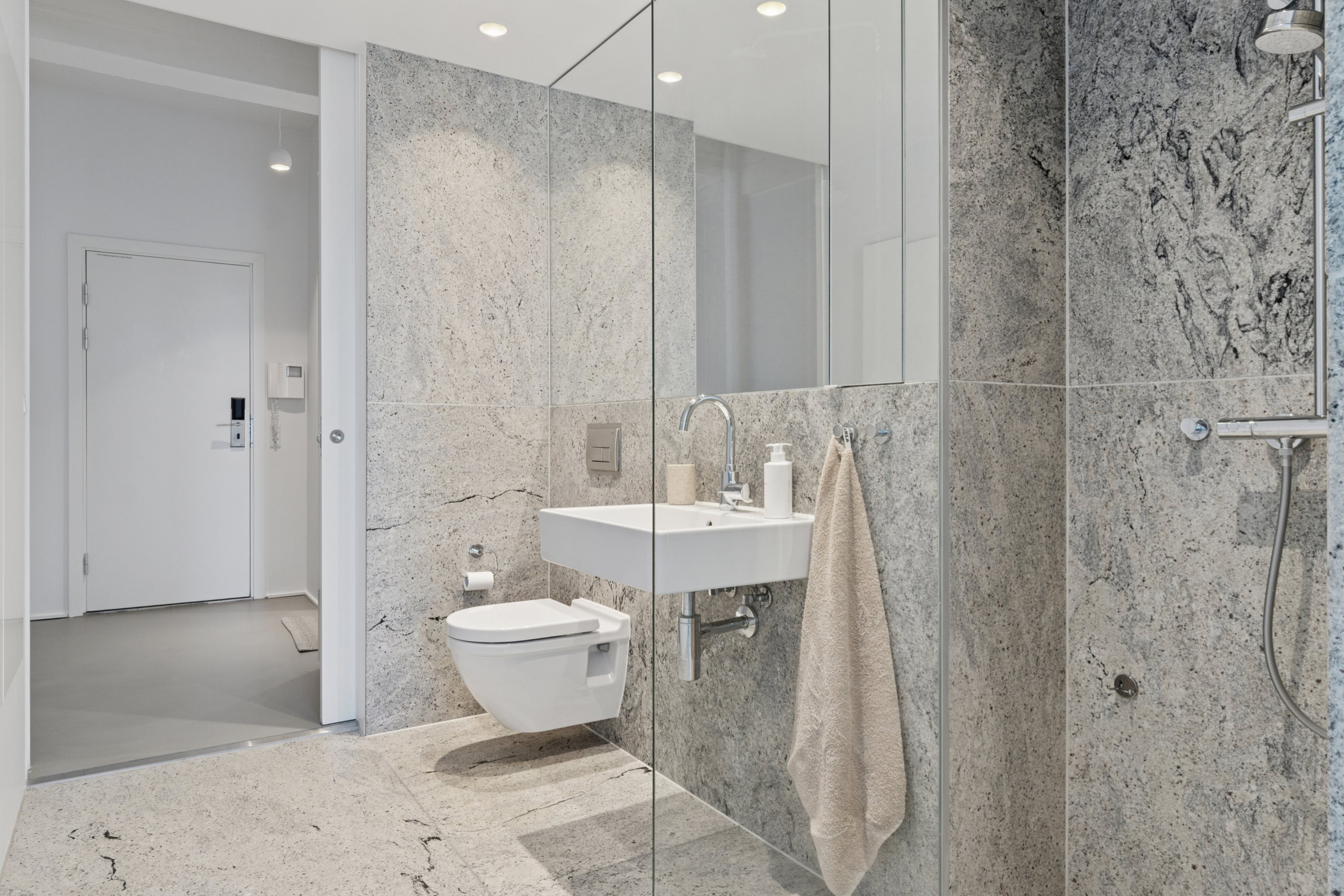 Fremhævet badeværelse billede i fuldskærmstilstand. Billede af Islands Brygge 79A, 2. 10., 2300 København S