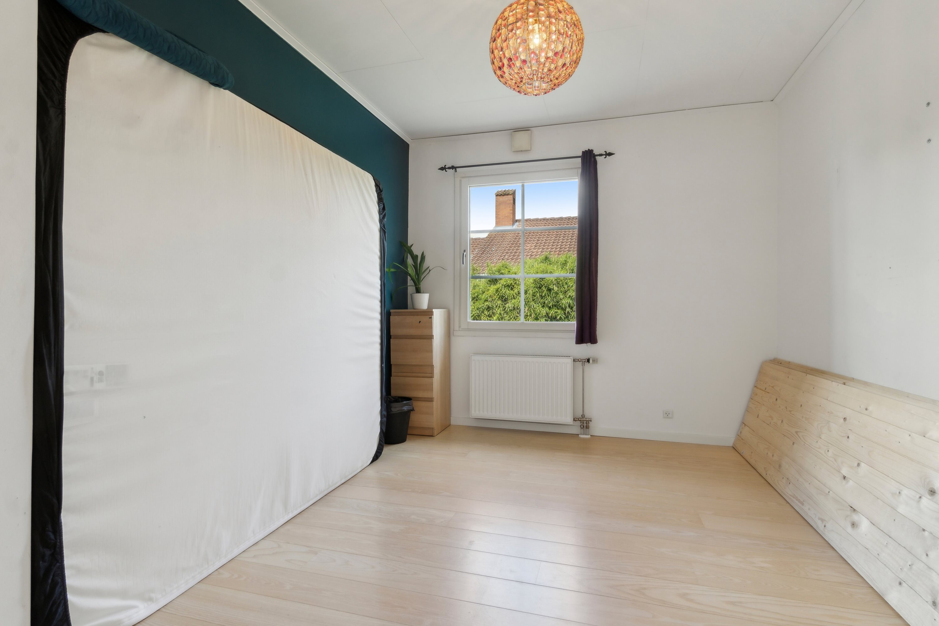 Fremhævet indendørs billede i fuldskærmstilstand. Billede af Fasanvænget 36, 4040 Jyllinge