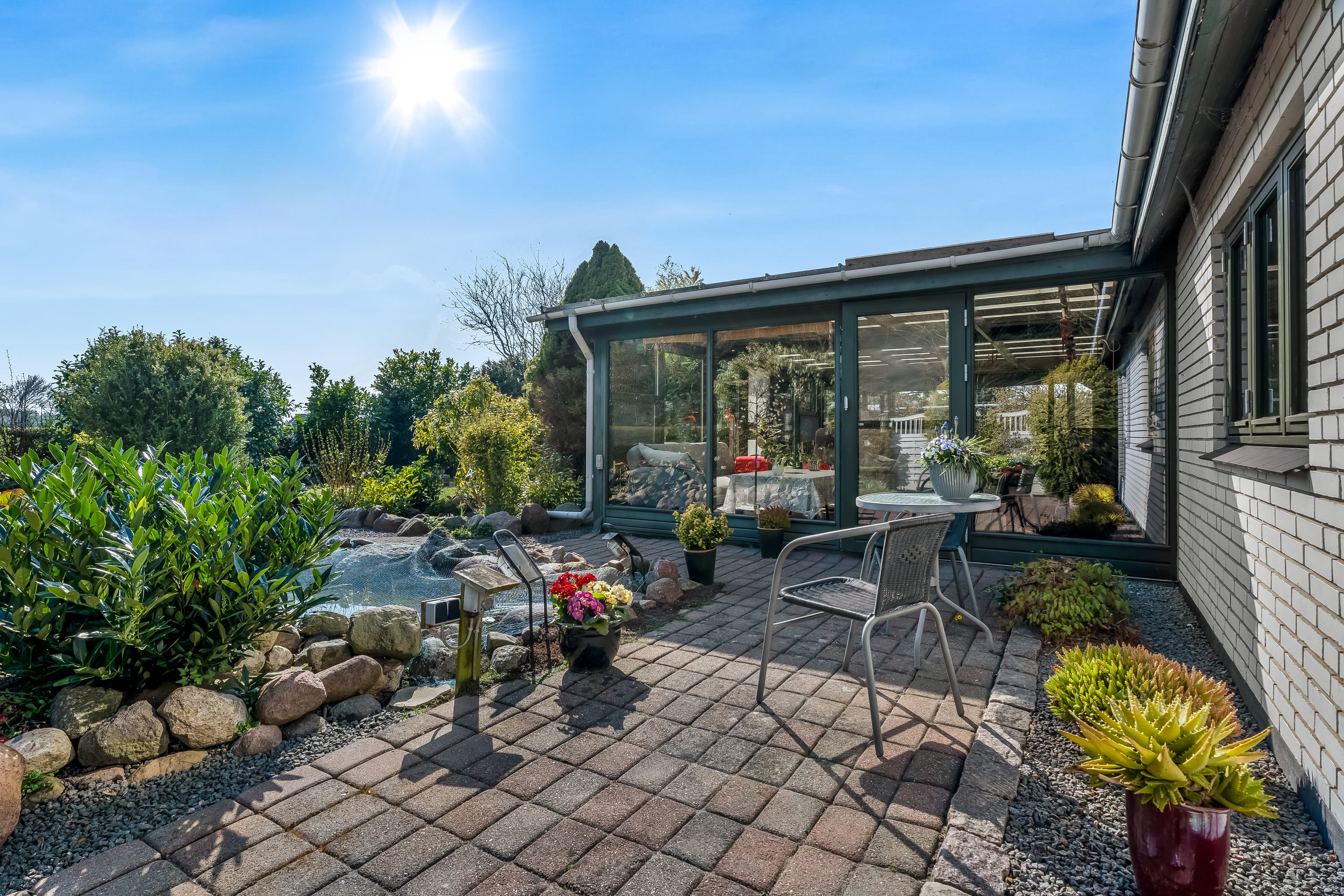 Fremhævet terrasse billede i fuldskærmstilstand. Billede af Blansmosevej 9, 4952 Stokkemarke