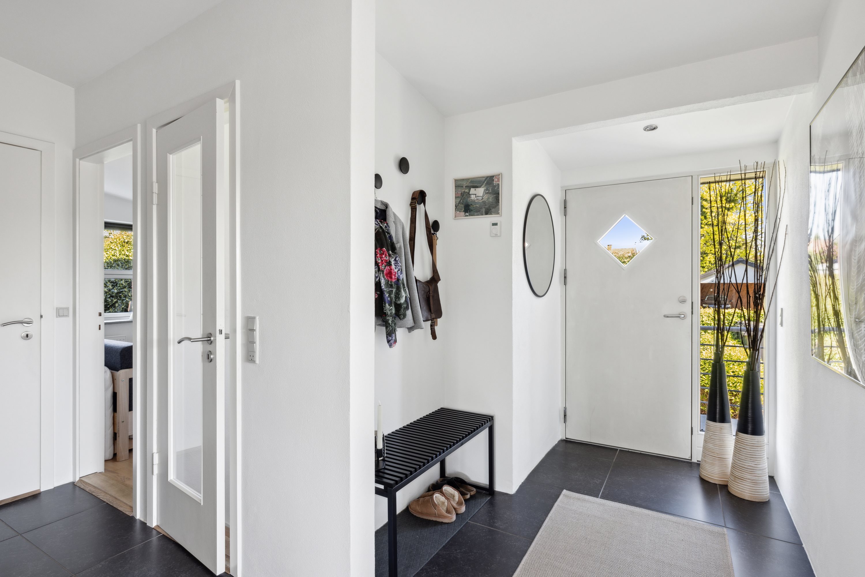 Fremhævet entré billede i fuldskærmstilstand. Billede af Frejasvej 15, 8800 Viborg