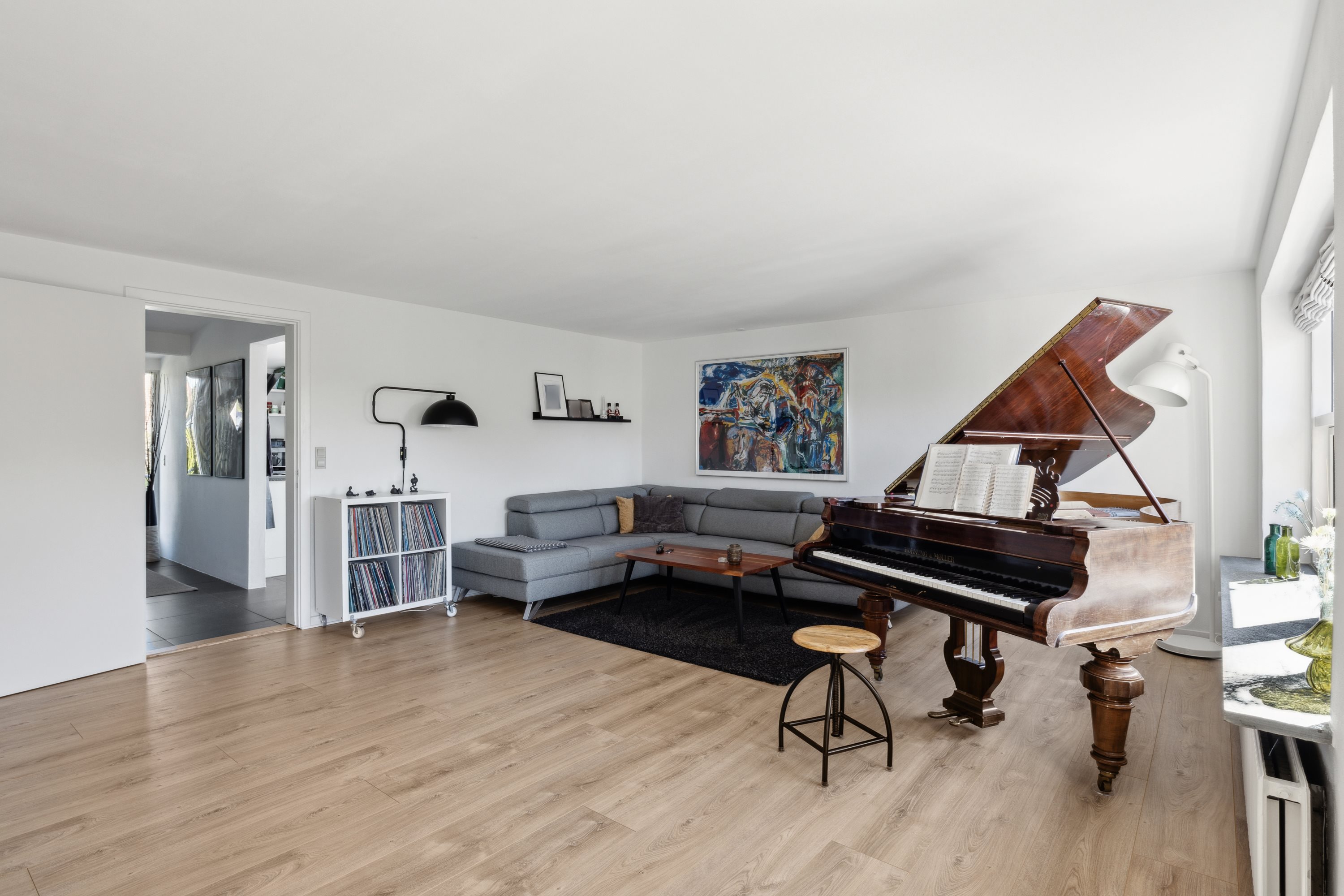 Fremhævet stue billede i fuldskærmstilstand. Billede af Frejasvej 15, 8800 Viborg