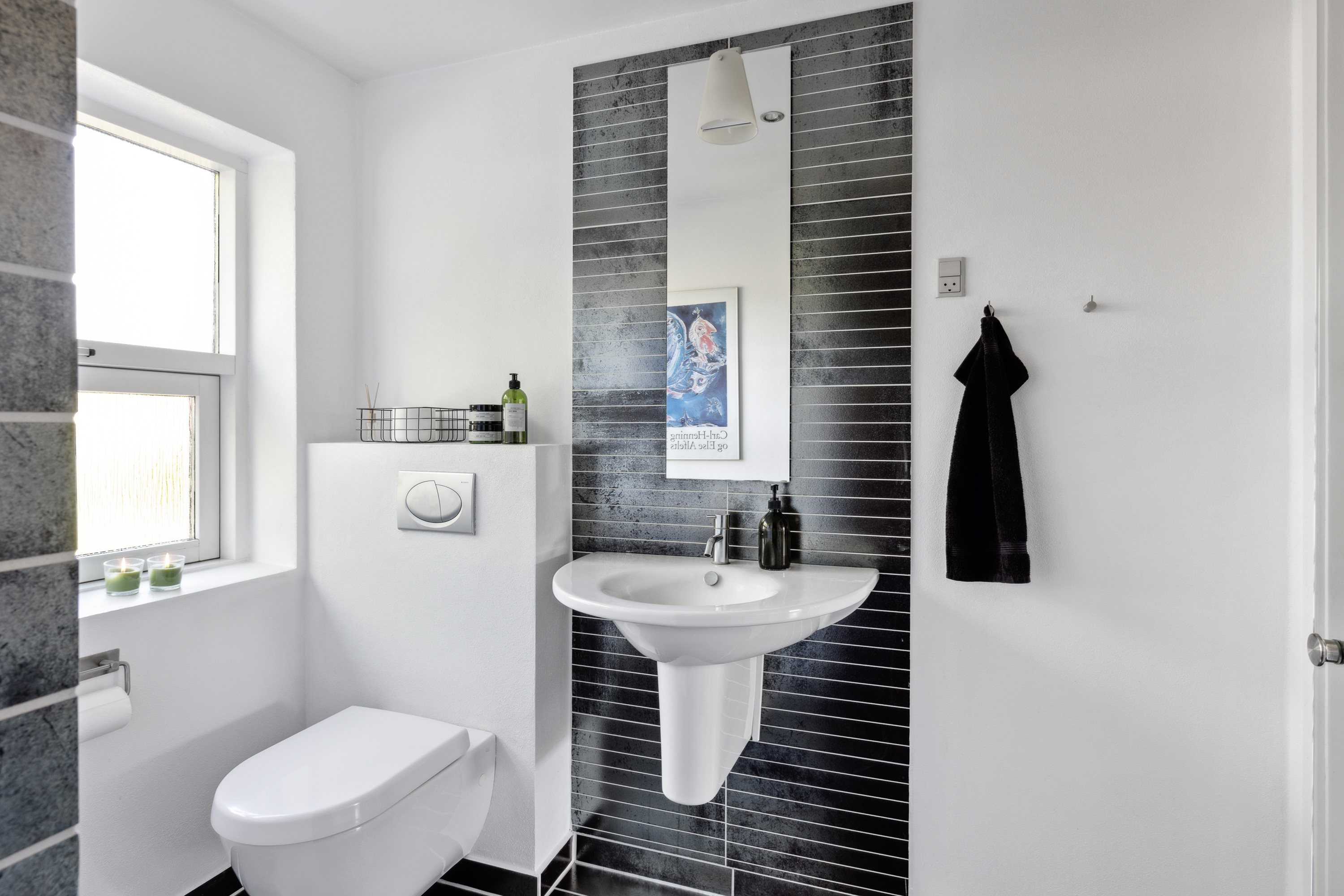 Fremhævet badeværelse billede i fuldskærmstilstand. Billede af Frejasvej 15, 8800 Viborg