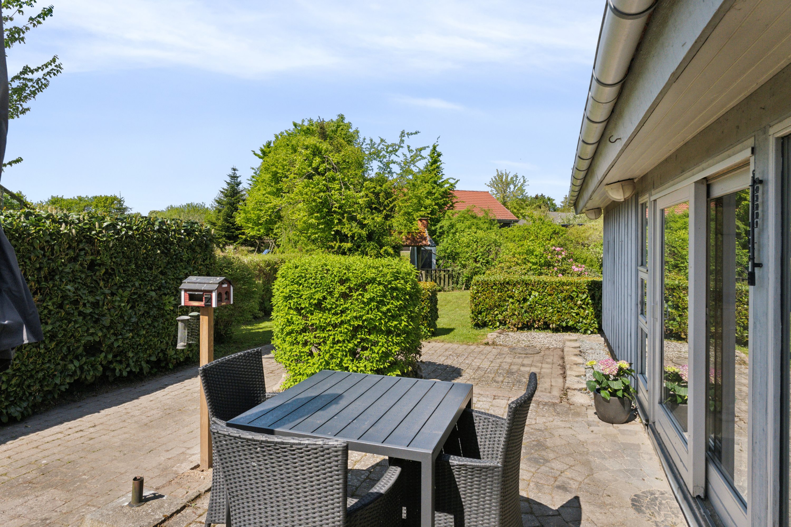 Fremhævet terrasse billede i fuldskærmstilstand. Billede af Bakkebøllevej 102, 4760 Vordingborg