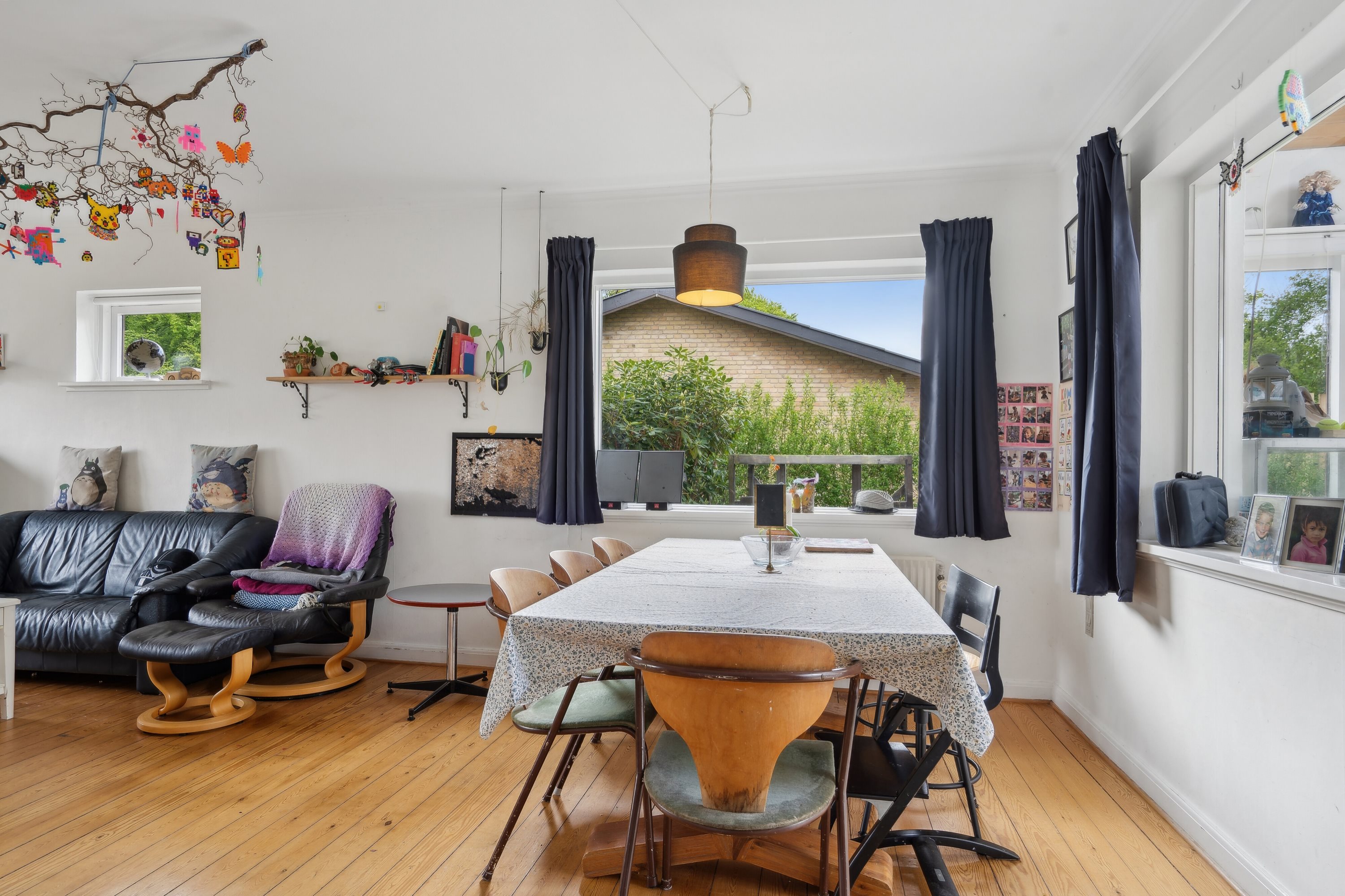 Fremhævet spisestue billede i fuldskærmstilstand. Billede af Bruuns Alle 14, 5700 Svendborg