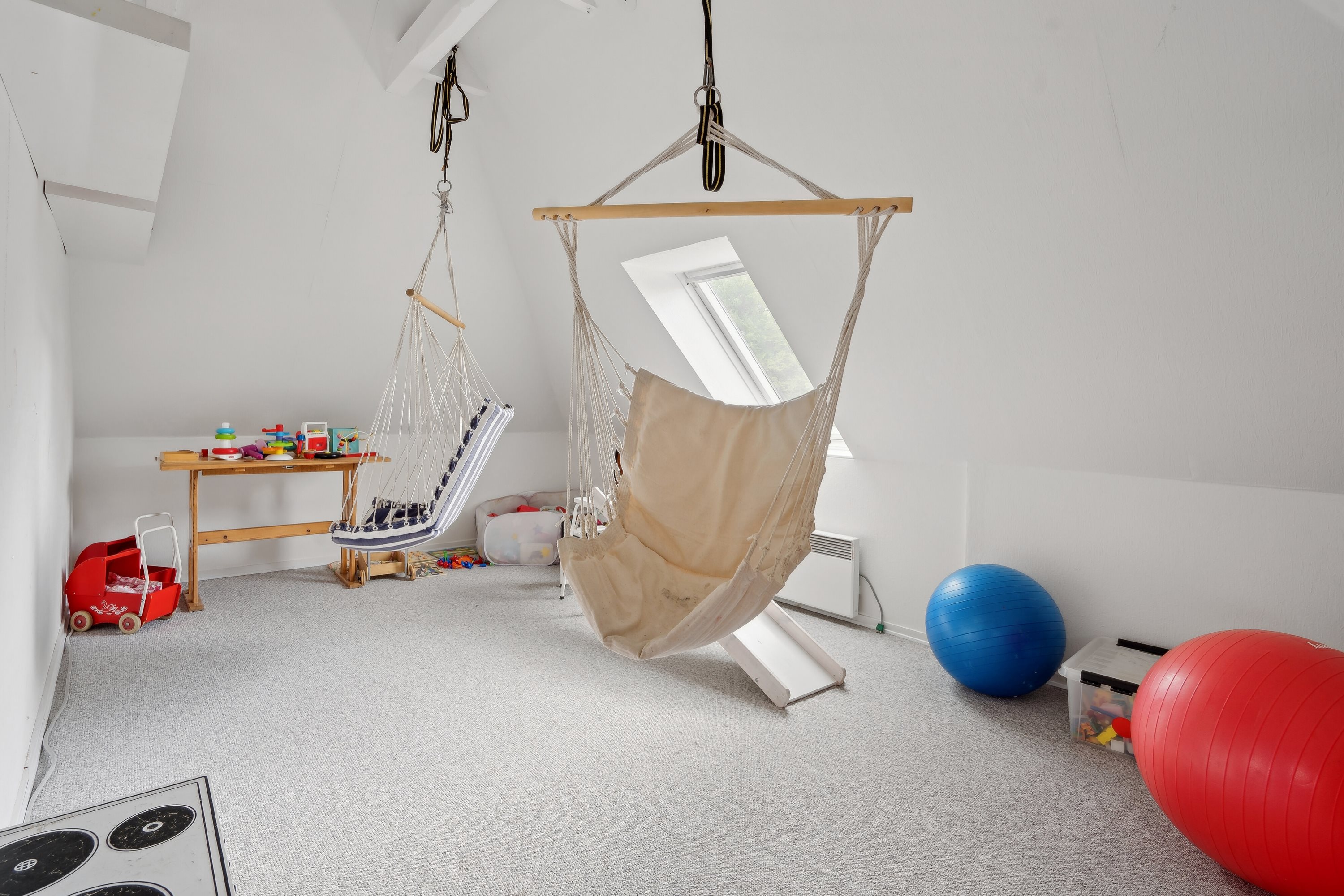 Fremhævet indendørs billede i fuldskærmstilstand. Billede af Bruuns Alle 14, 5700 Svendborg