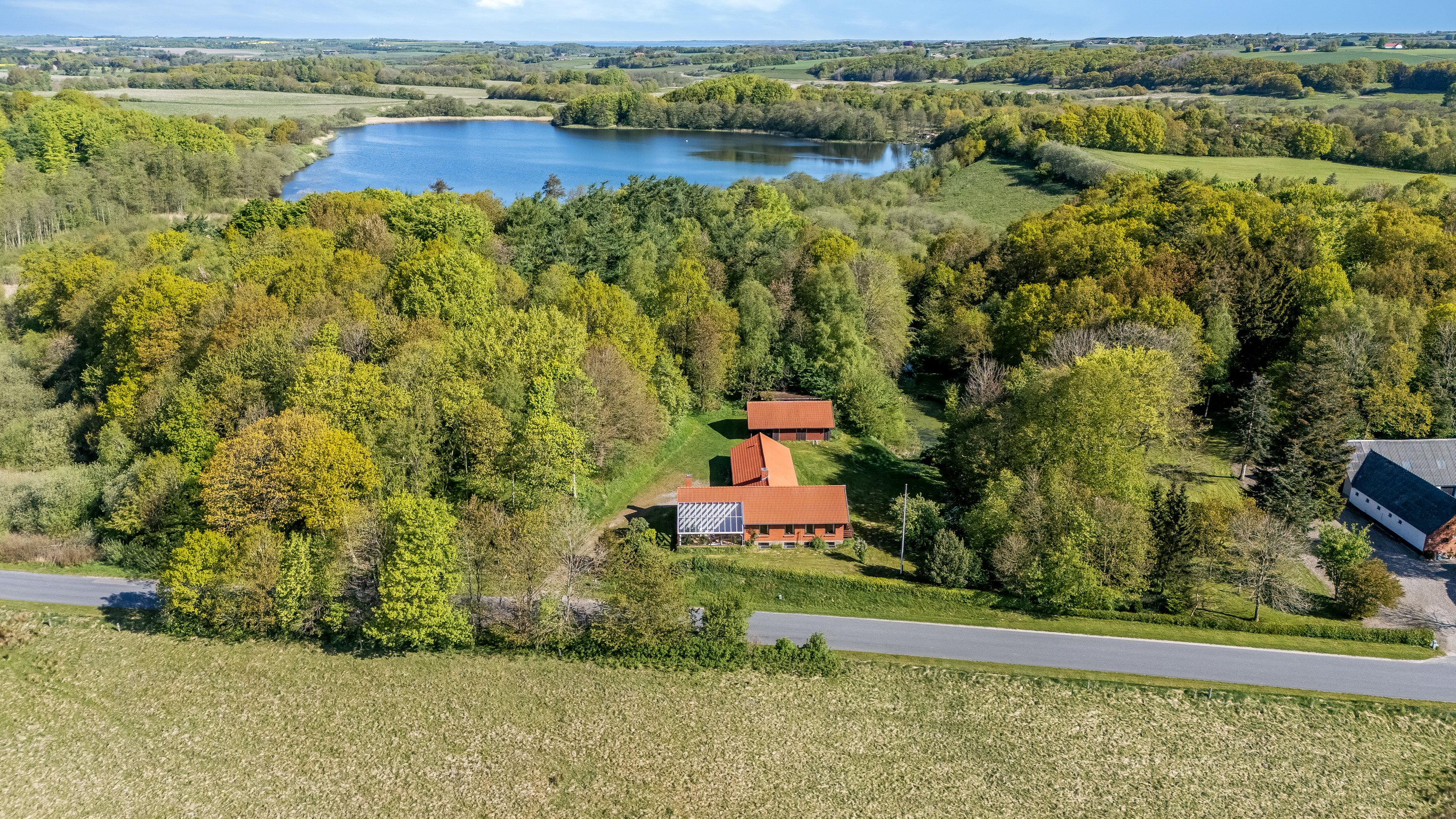 Fremhævet luftfoto billede i fuldskærmstilstand. Billede af Trabjergvej 1, 7500 Holstebro