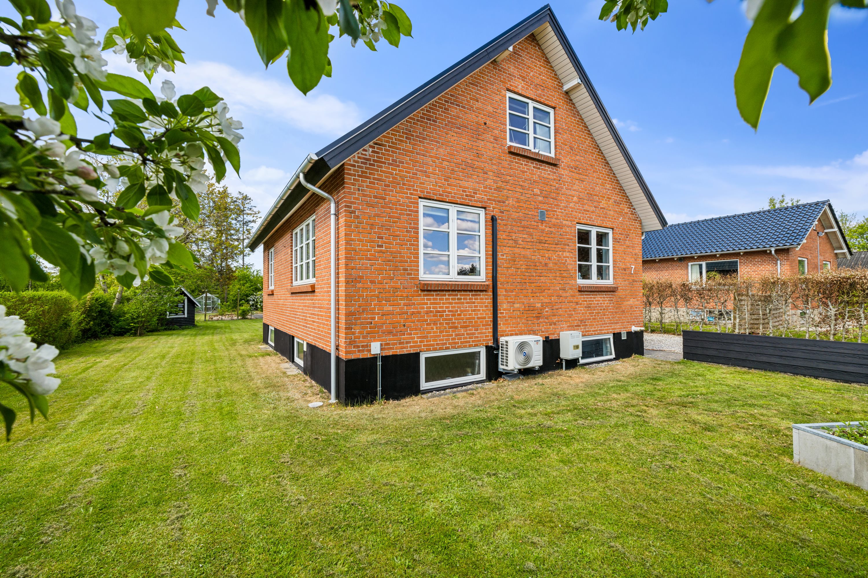 Fremhævet ejendom 1 billede i fuldskærmstilstand. Billede af Åbakken 7, Ravnstrup, 8800 Viborg