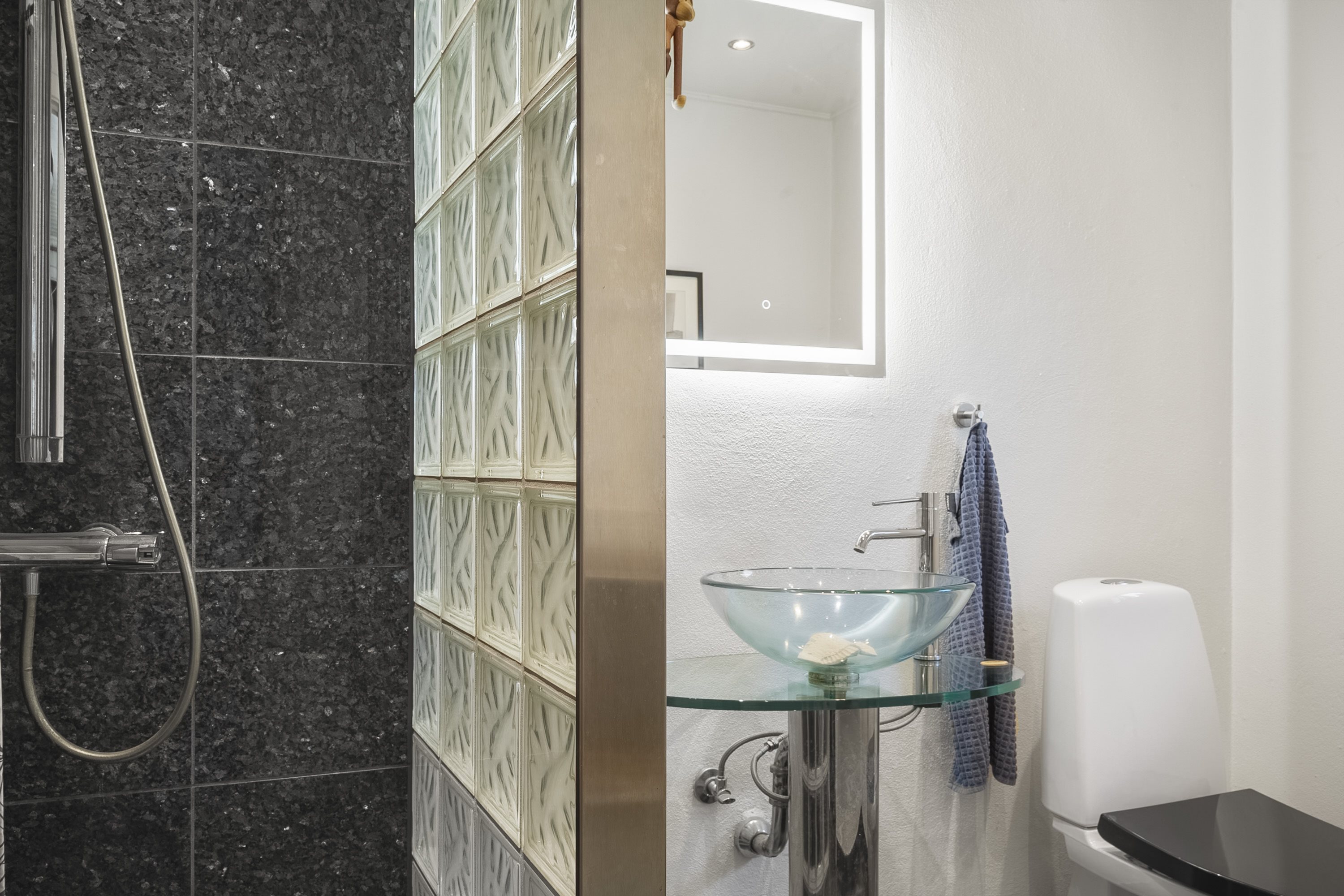 Fremhævet badeværelse billede i fuldskærmstilstand. Billede af Bjerrevej 357, Bjerre, 8783 Hornsyld