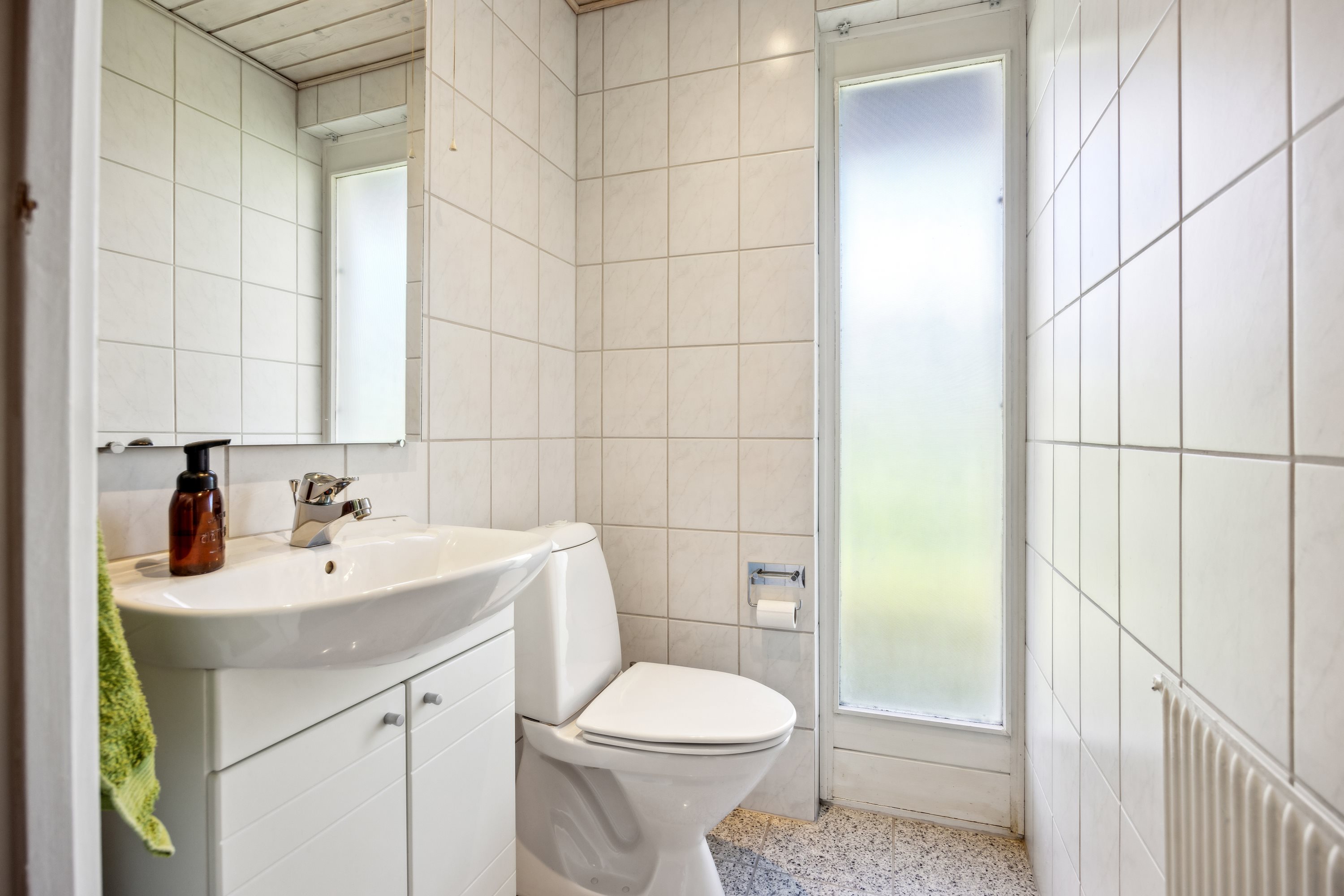 Fremhævet badeværelse billede i fuldskærmstilstand. Billede af Skippersmindevej 8, 9310 Vodskov