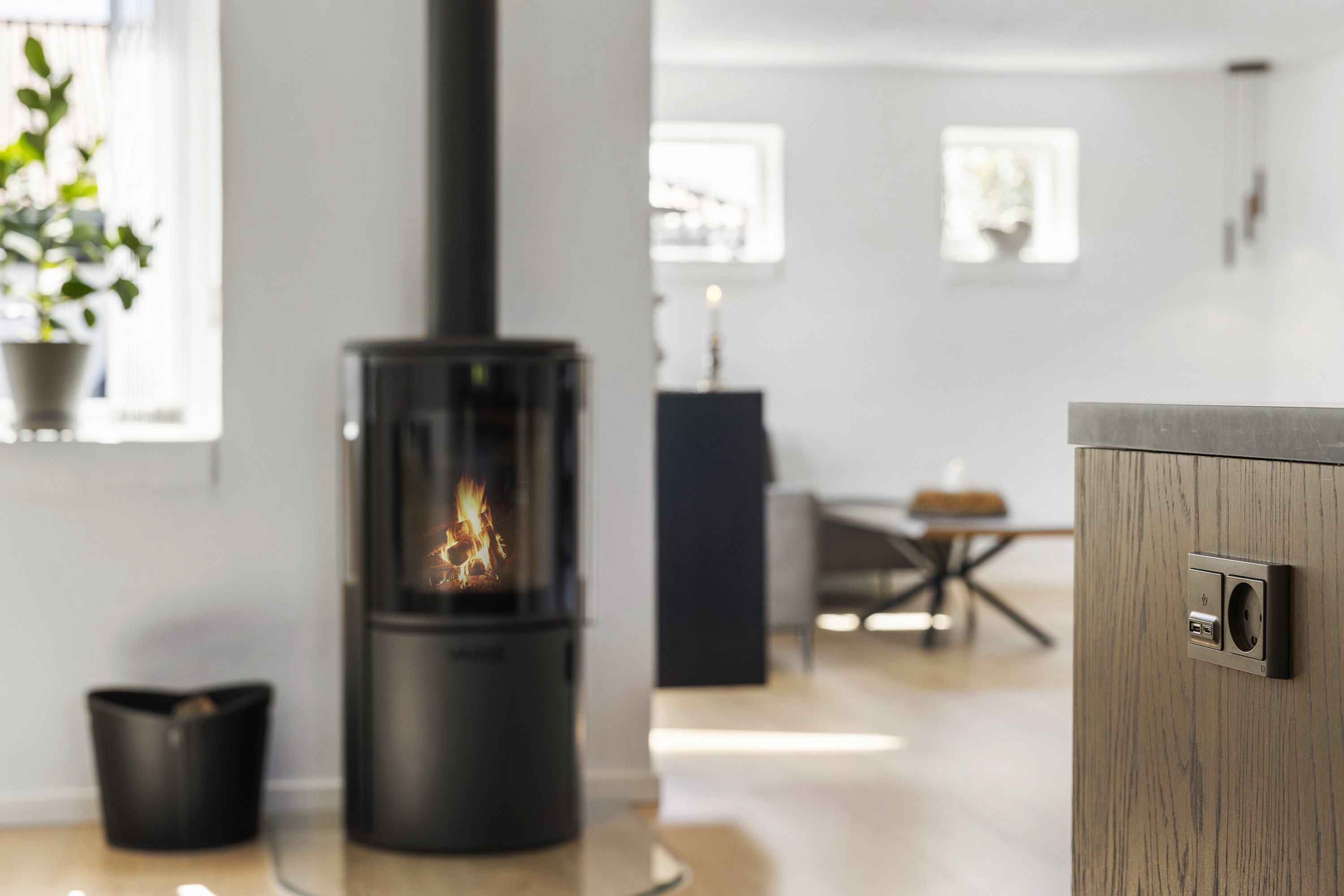 Fremhævet stue billede i fuldskærmstilstand. Billede af Gustav Wieds Vej 1, 9900 Frederikshavn