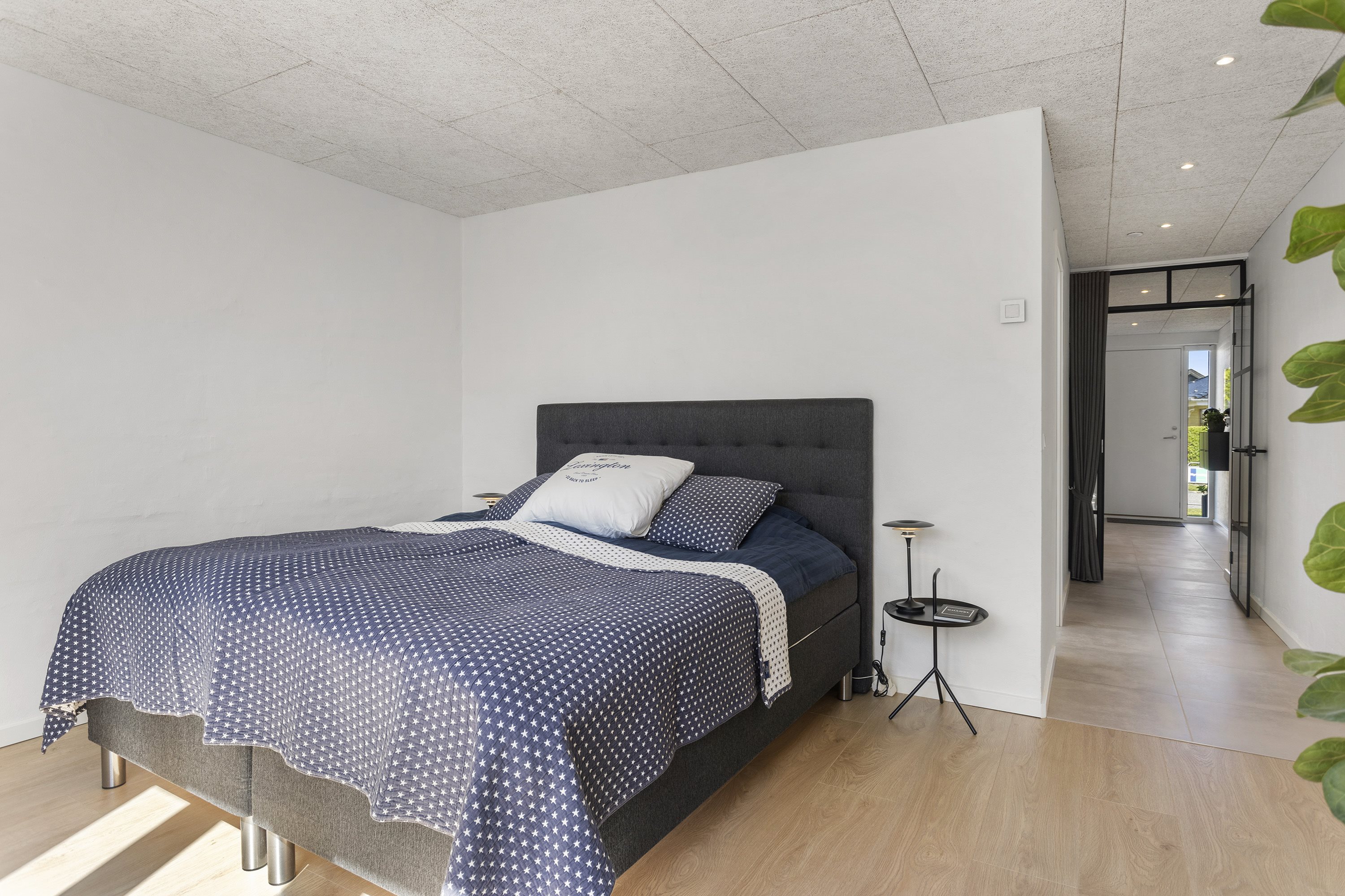 Fremhævet værelse billede i fuldskærmstilstand. Billede af Gustav Wieds Vej 1, 9900 Frederikshavn